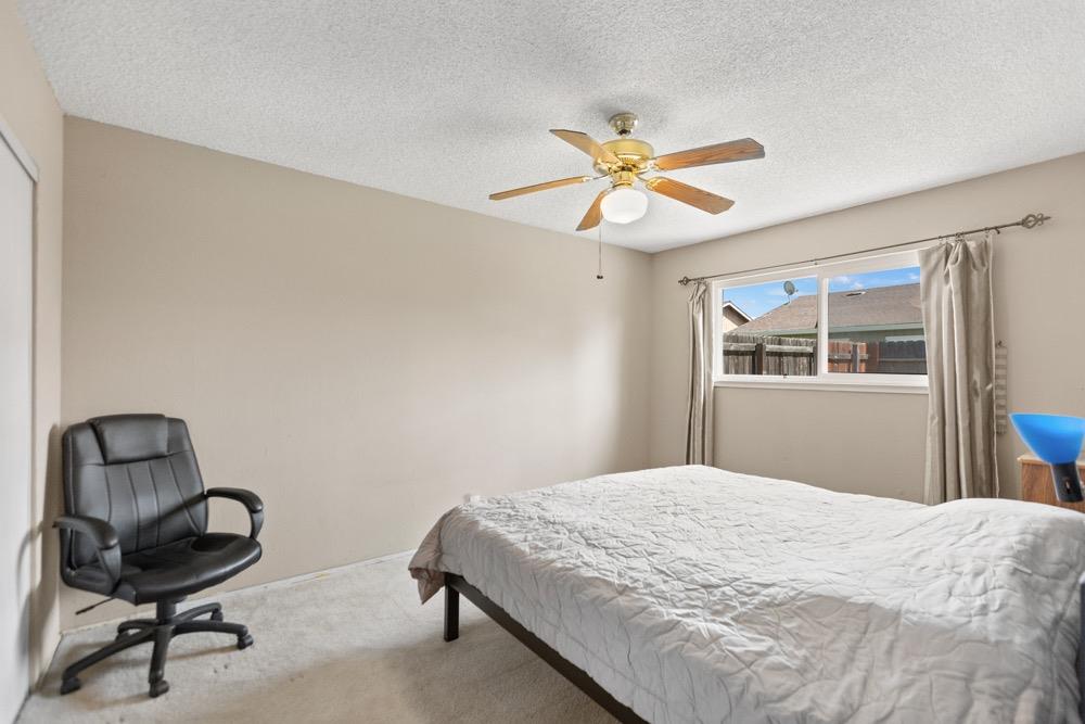 Henley Way, Sacramento, California image 21