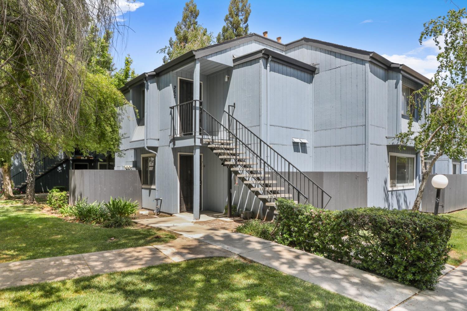 Quail Lakes Drive #261, Stockton, California image 1