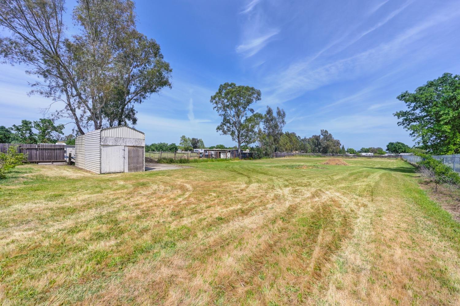 24th Street, Rio Linda, California image 24