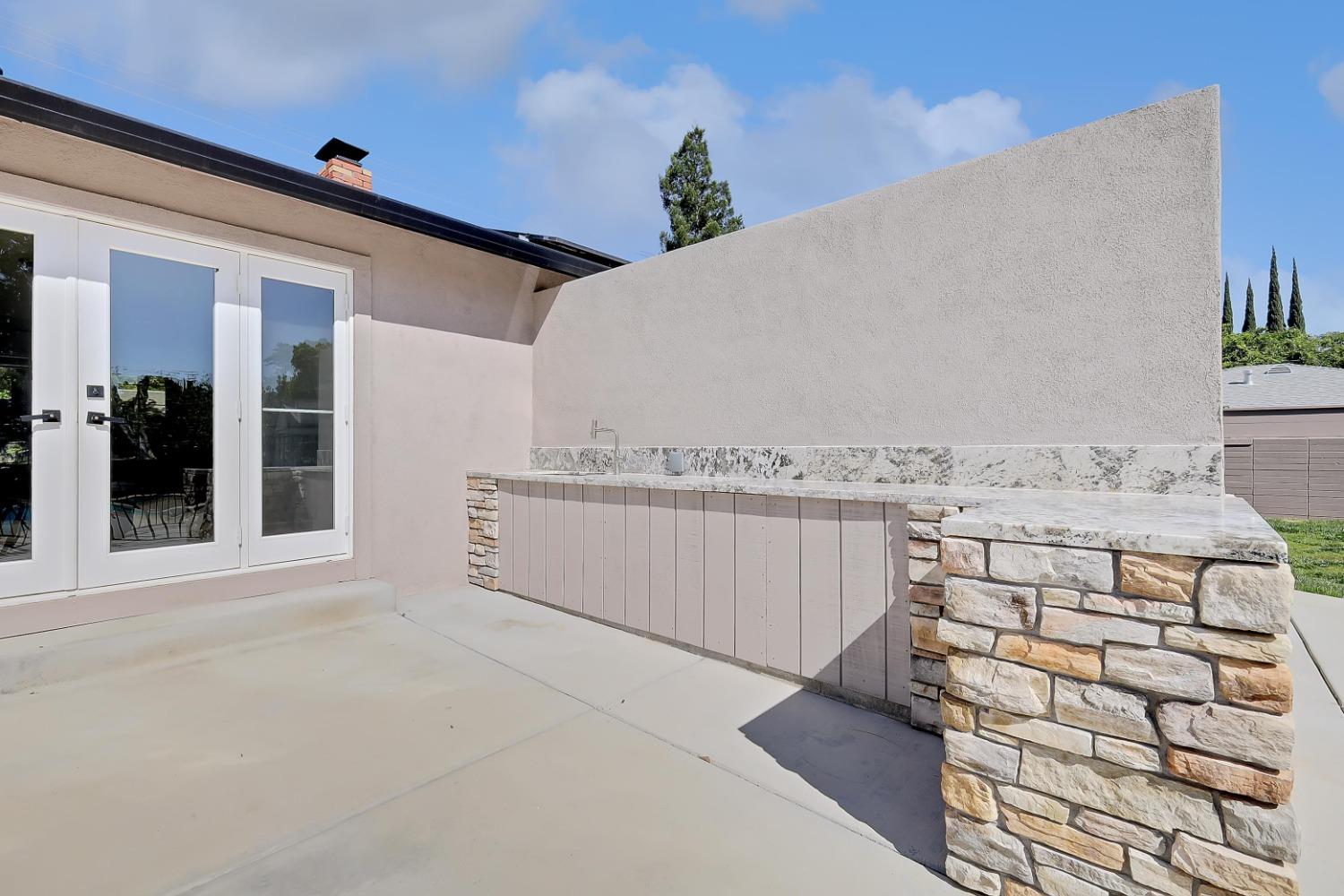 Jones Road, Yuba City, California image 32