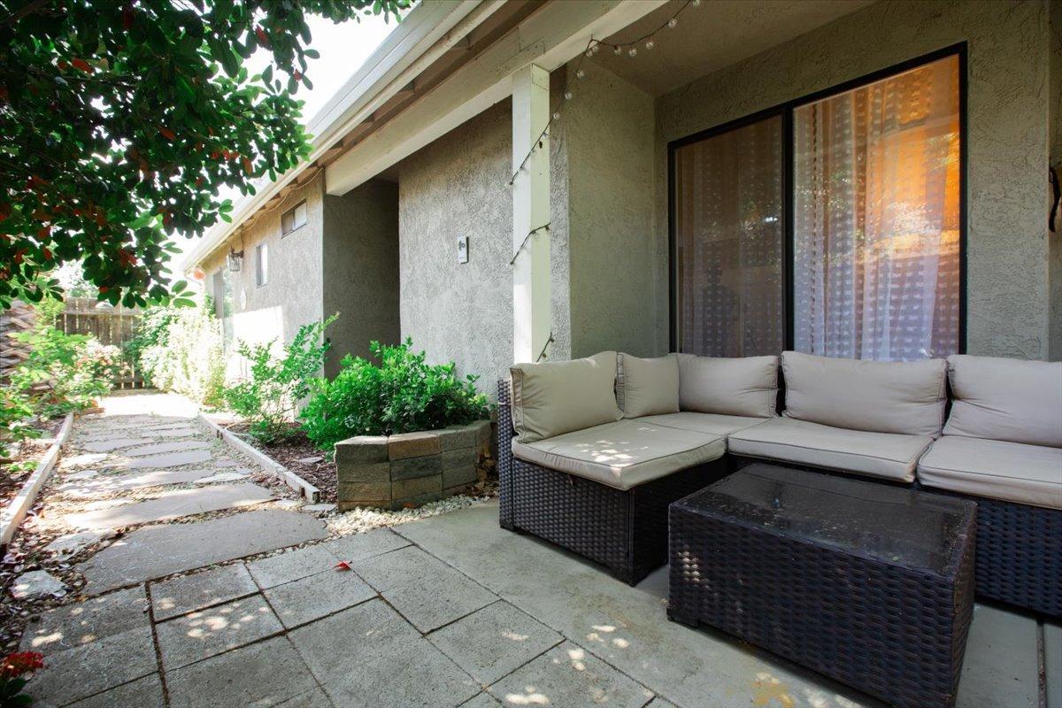 Mallard Court, Manteca, California image 29