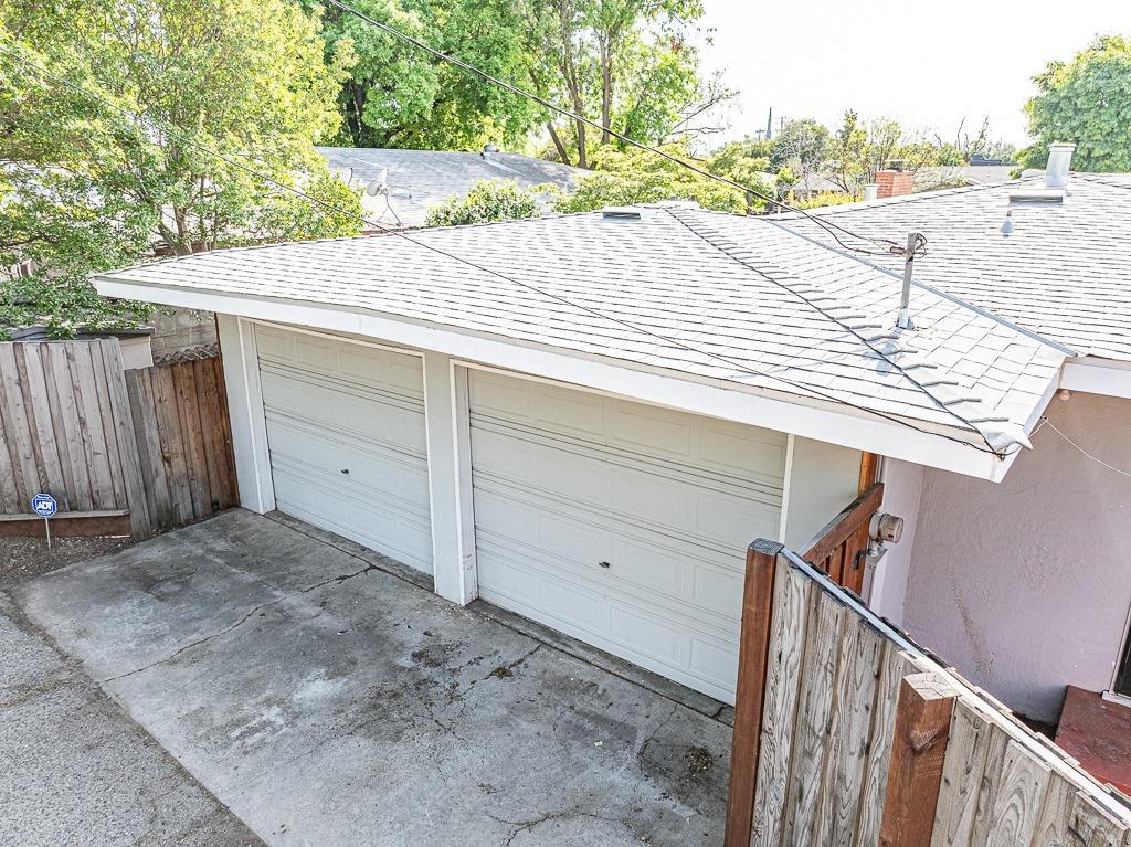 Albany Avenue, Modesto, California image 39