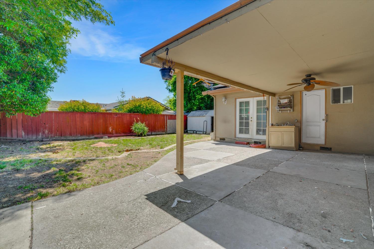 Detail Gallery Image 26 of 28 For 302 Sepulveda Dr, Stockton,  CA 95210 - 3 Beds | 3 Baths