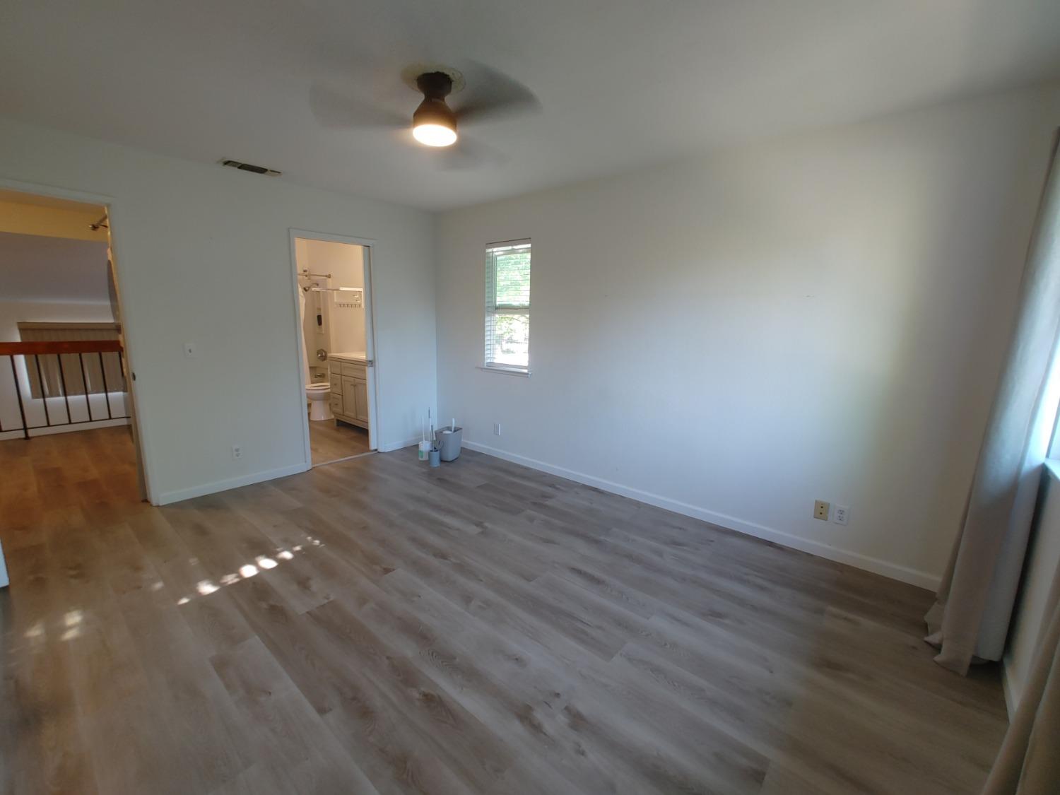 Photo #18: 225056023 Listing: Photo #18