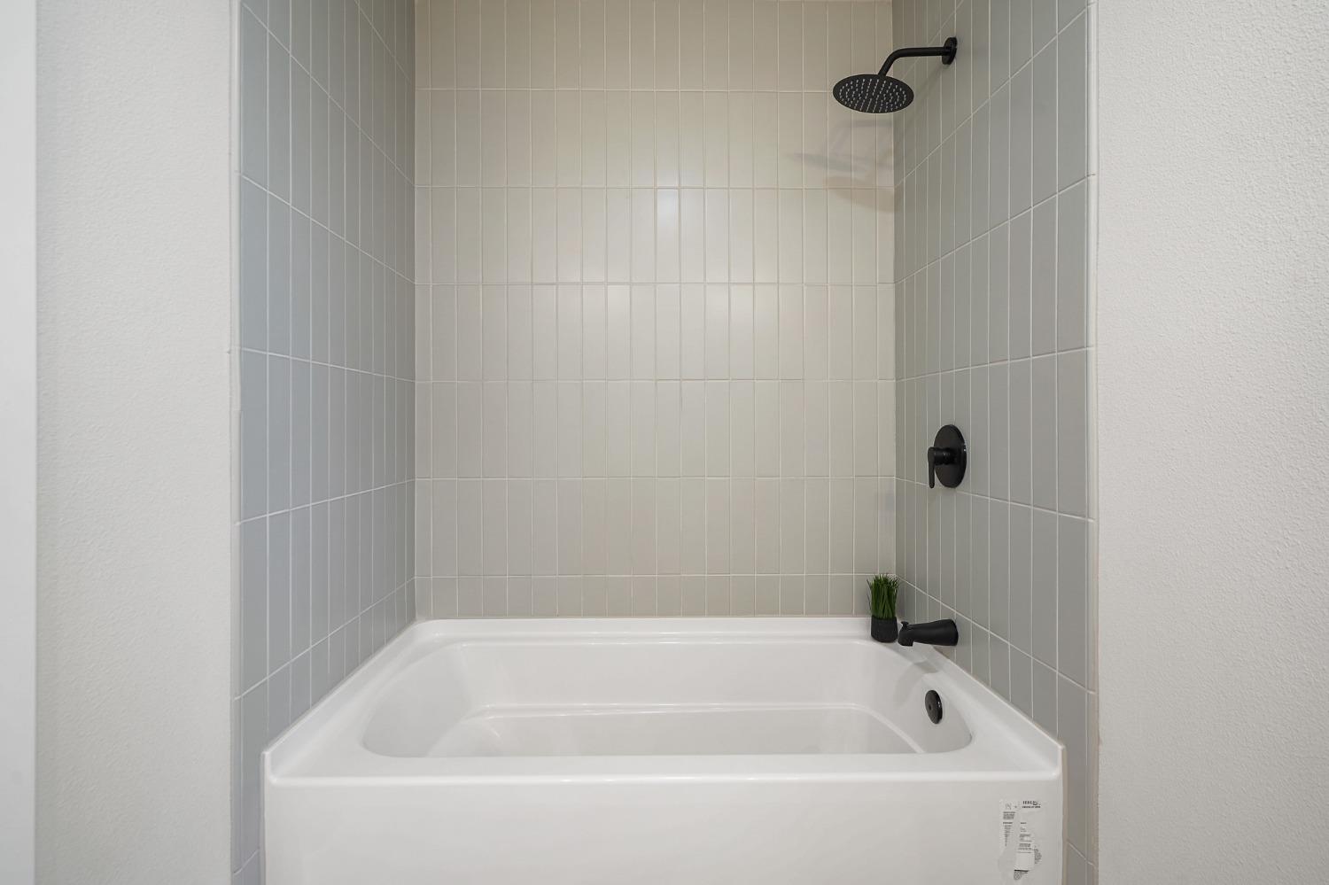 Rothesay Place, Stockton, California image 10