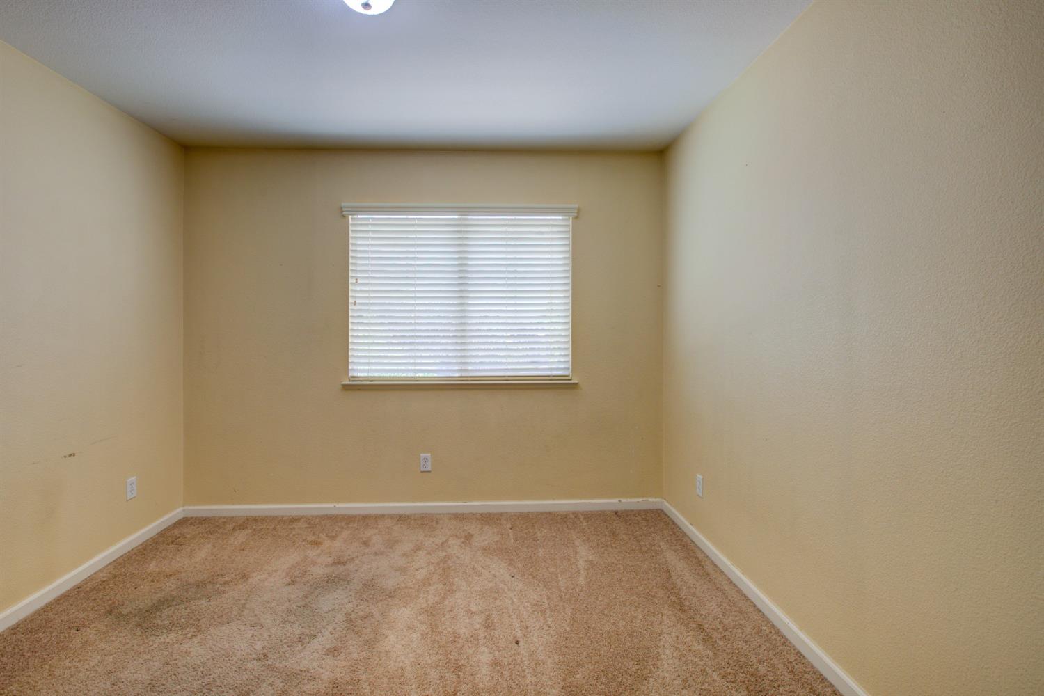 Detail Gallery Image 40 of 61 For 1492 Antioch Ct, Merced,  CA 95348 - 5 Beds | 2/1 Baths