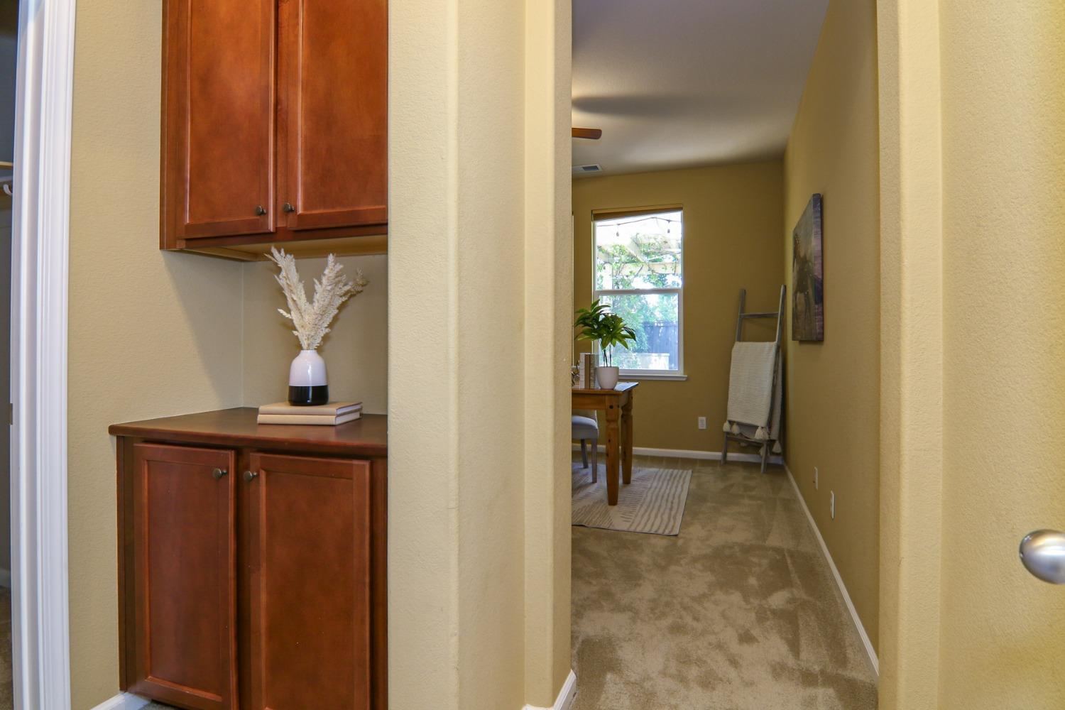 Silver Saddle Lane, Rocklin, California image 22