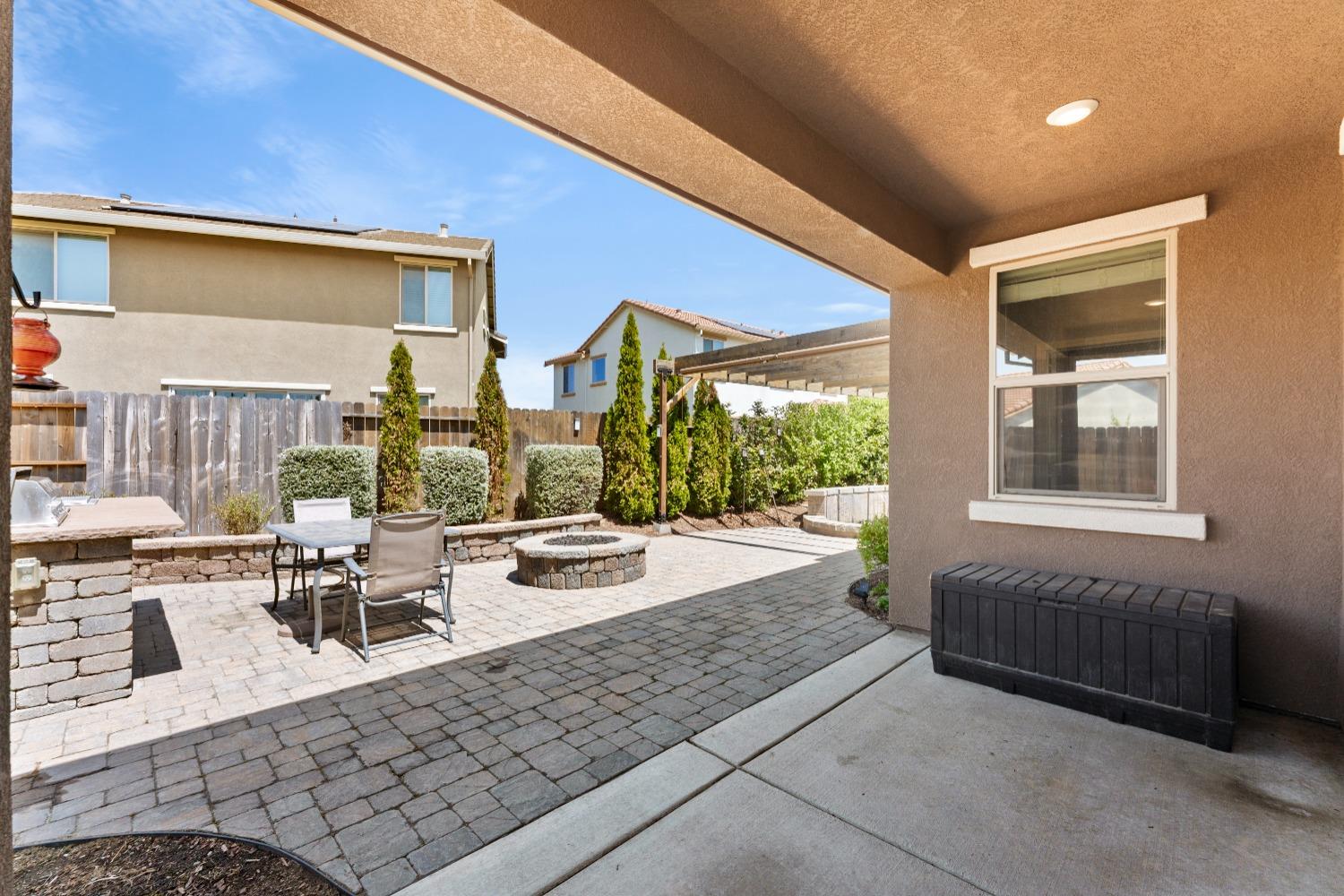 Detail Gallery Image 52 of 65 For 9363 Wild Lilac Cir, Sacramento,  CA 95829 - 4 Beds | 2 Baths