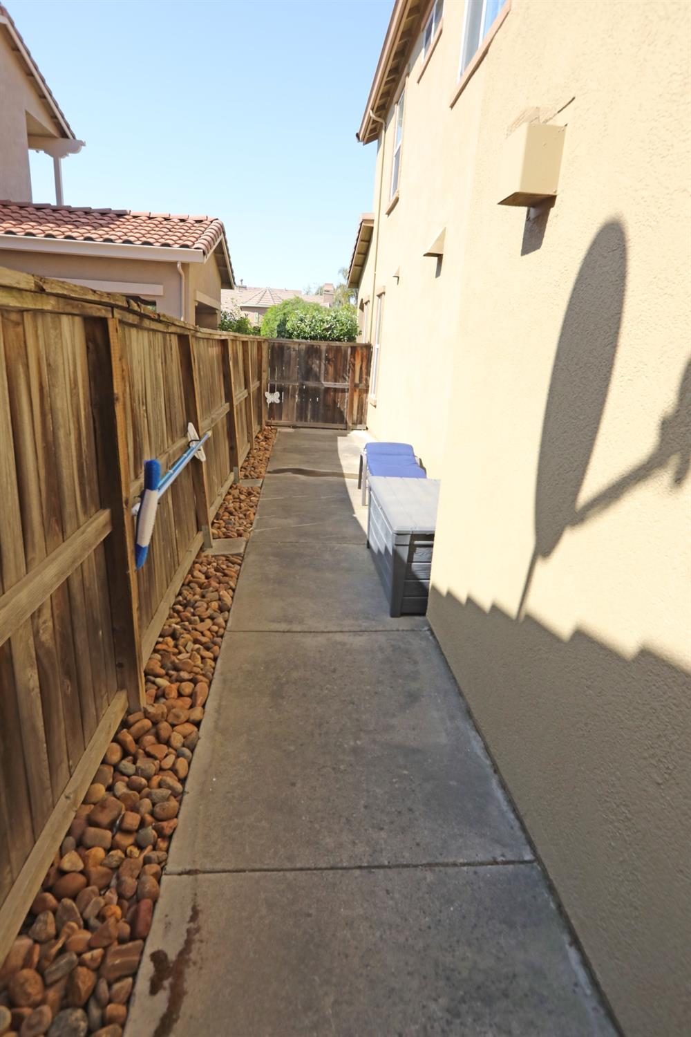 Katzakian Way, Lodi, California image 35