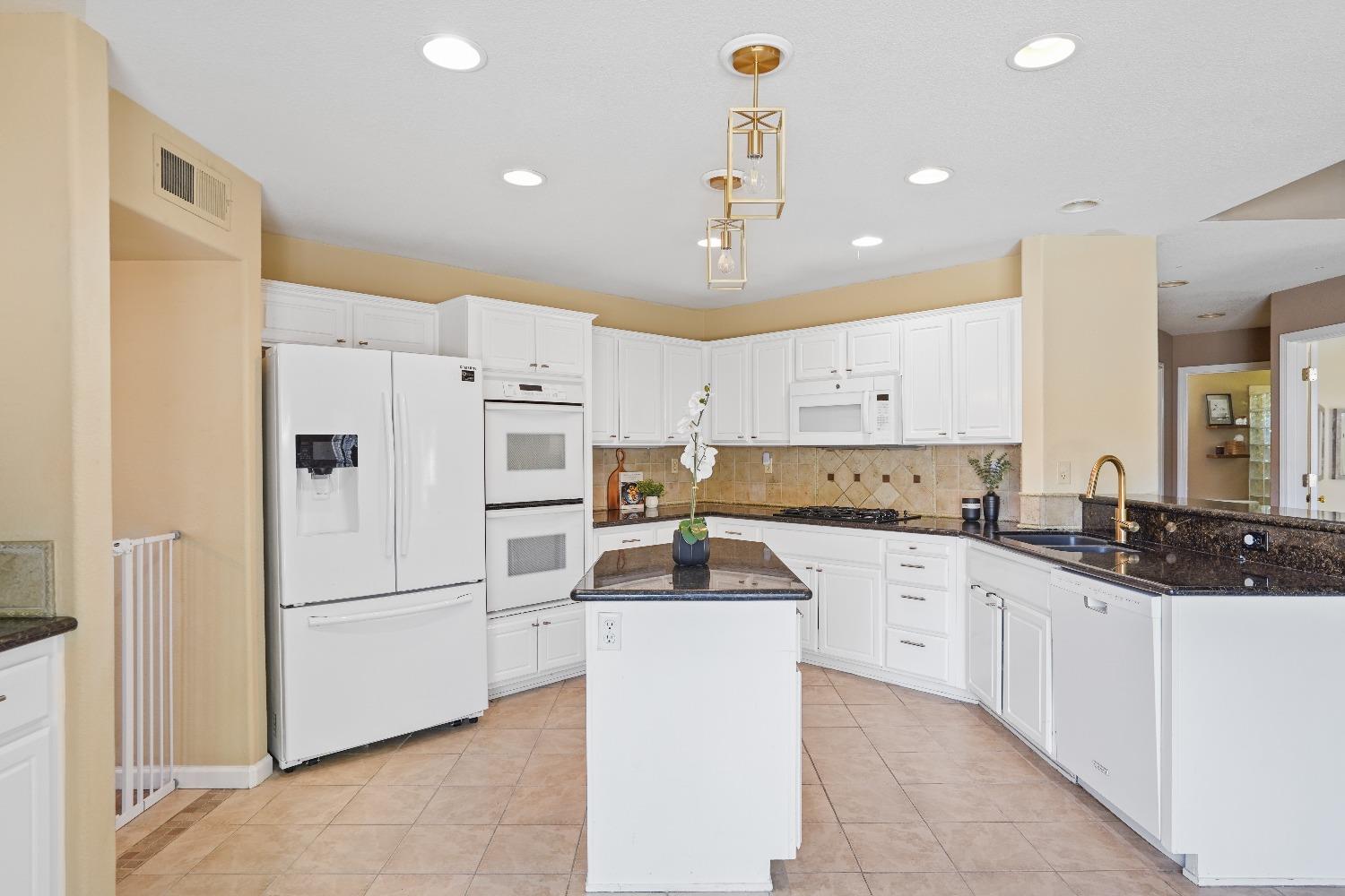 Allegretto Way, Granite Bay, California image 11