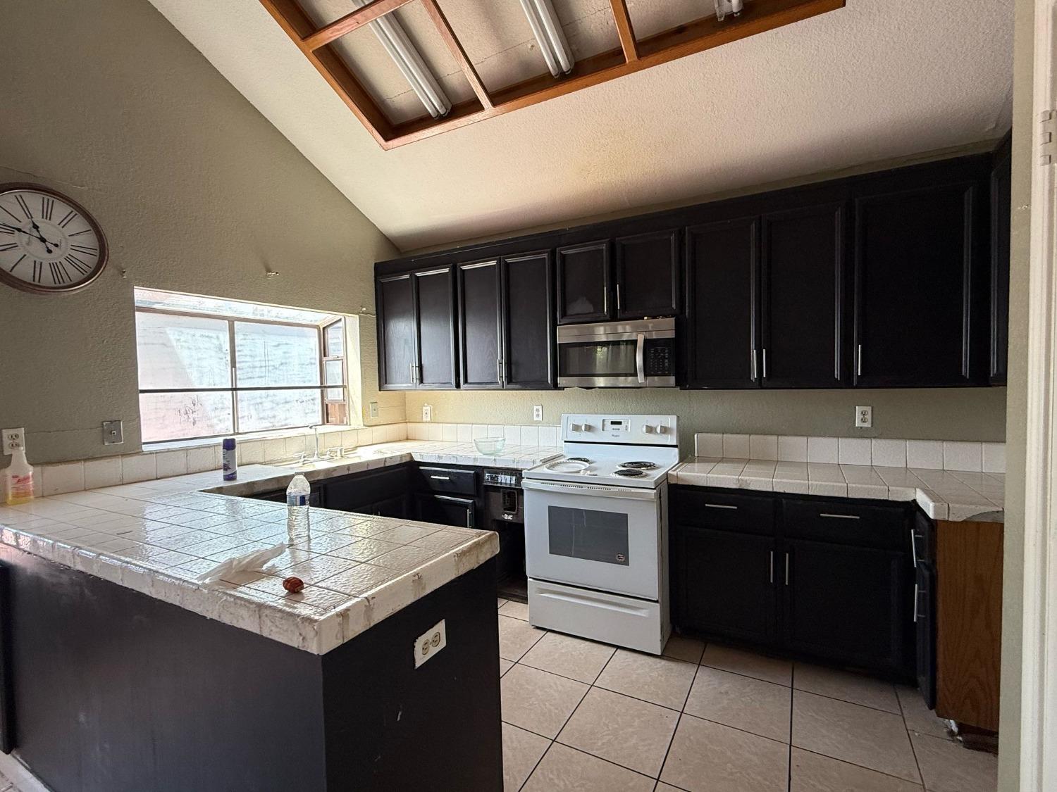 Saint Croix Court, Stockton, California image 12