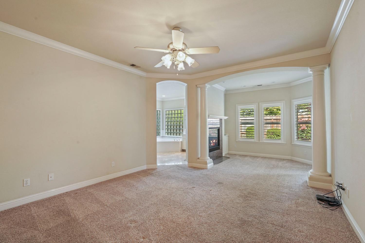 Windwood Drive, Woodbridge, California image 34