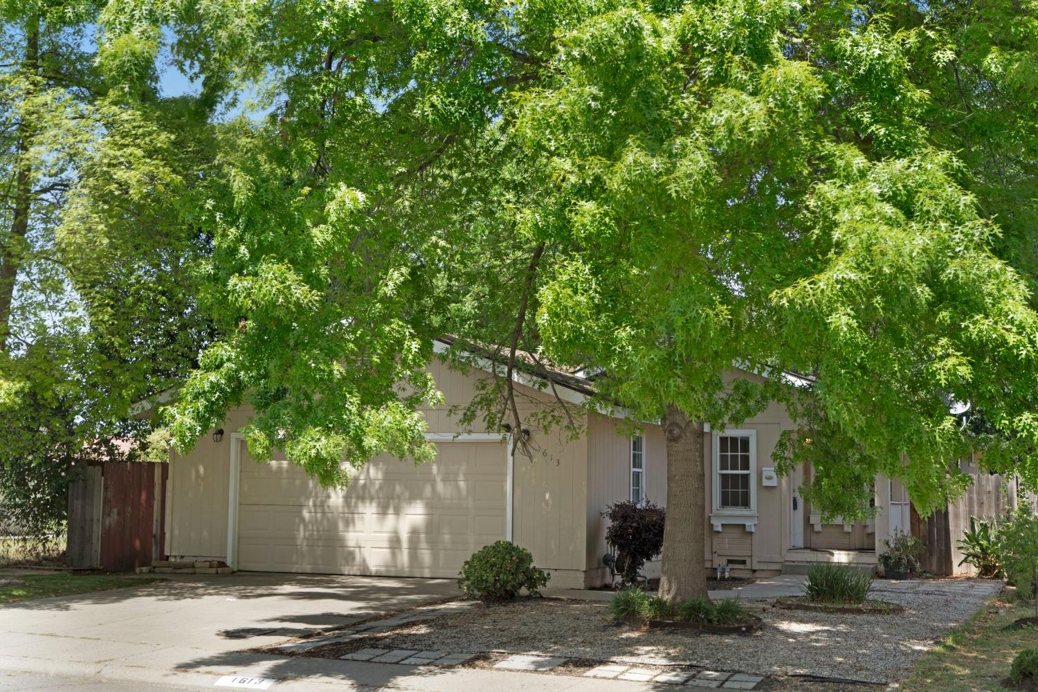 Wentworth Avenue, Sacramento, California image 3