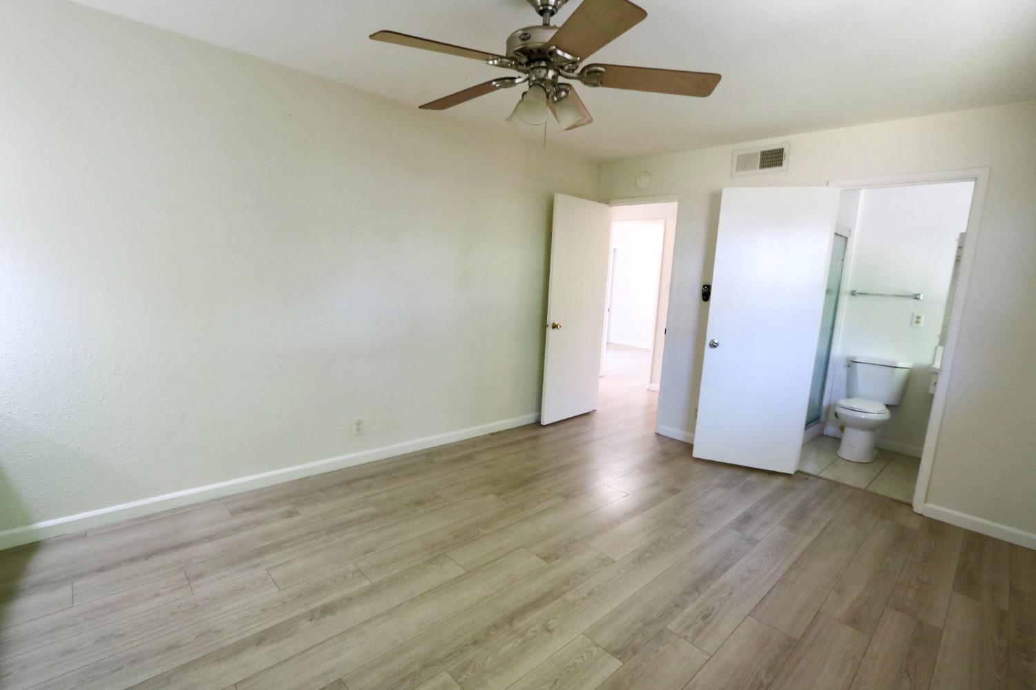 Knightwood, Rancho Cordova, California image 24