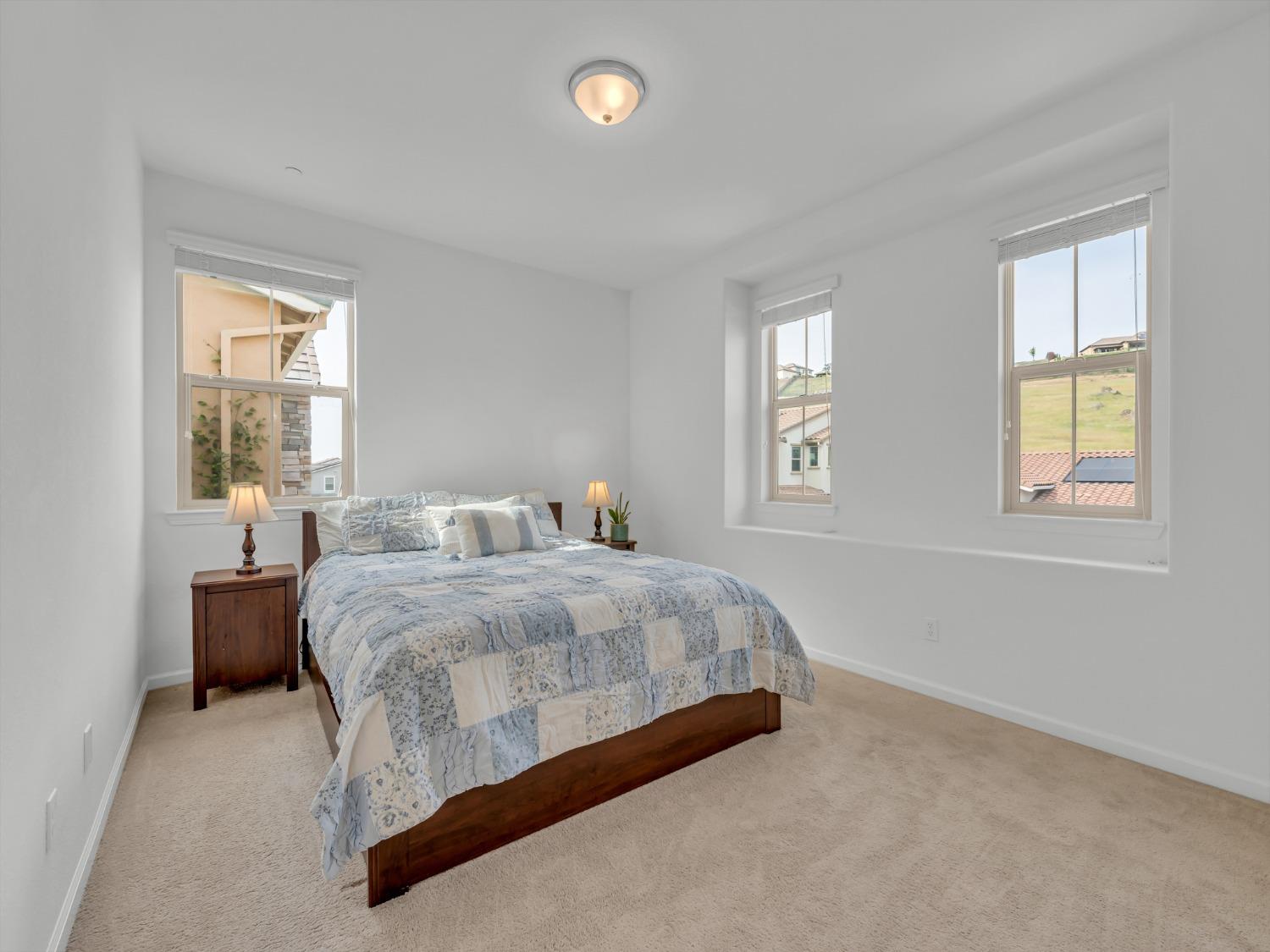 Avanti Drive, El Dorado Hills, California image 33