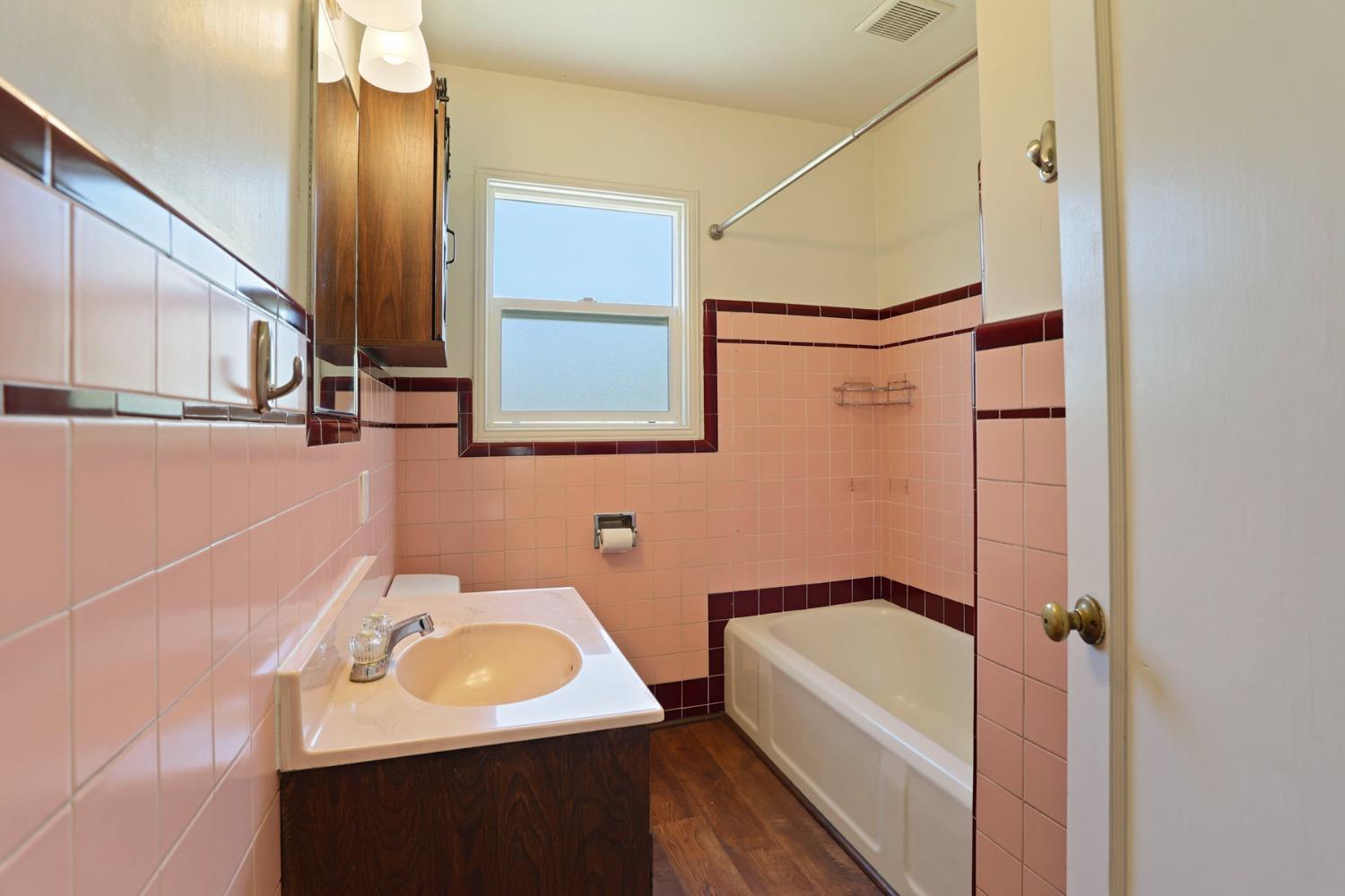 Detail Gallery Image 28 of 35 For 17 W Mendocino Ave, Stockton,  CA 95204 - 2 Beds | 1 Baths