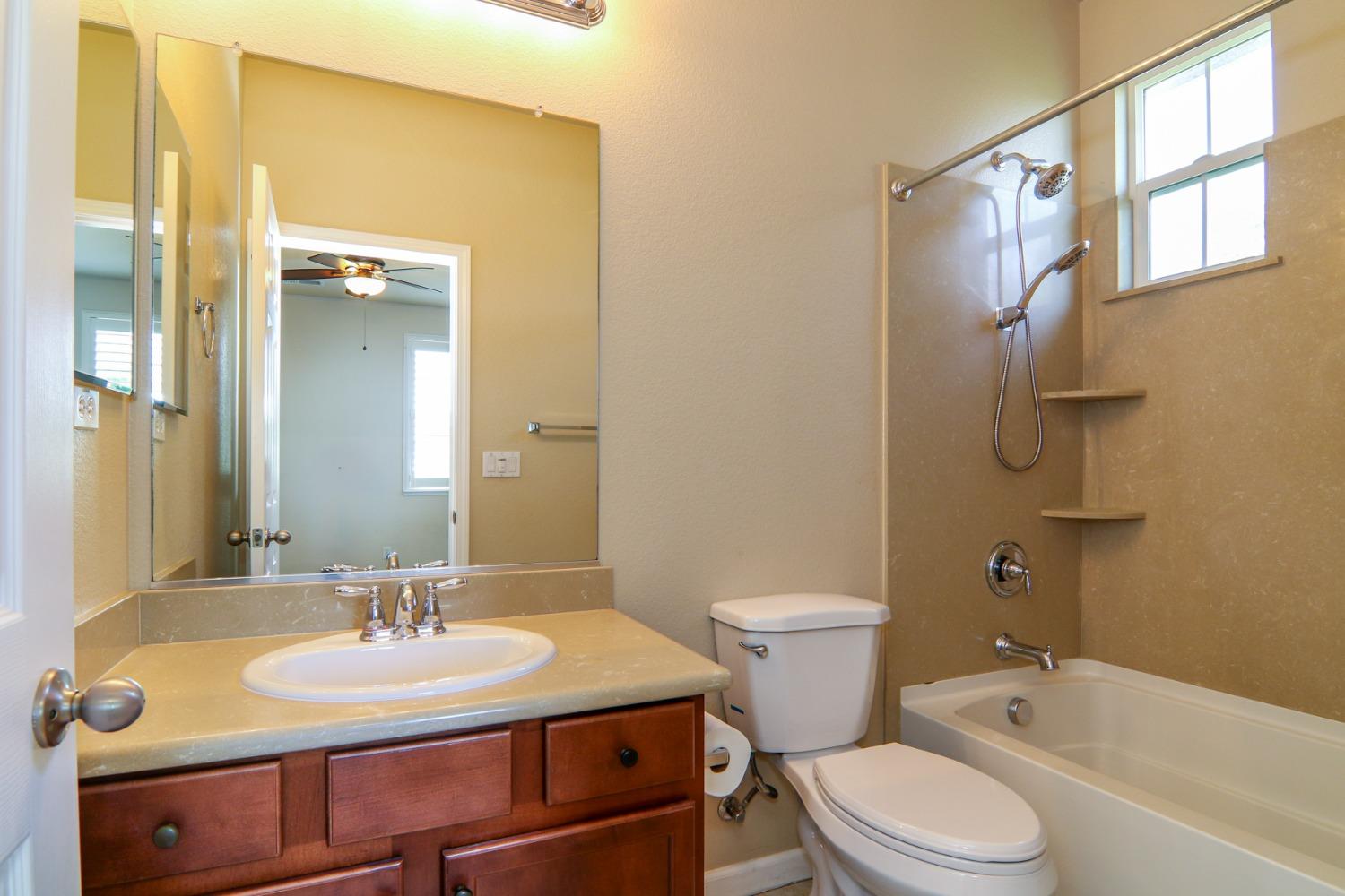 Silver Saddle Lane, Rocklin, California image 32
