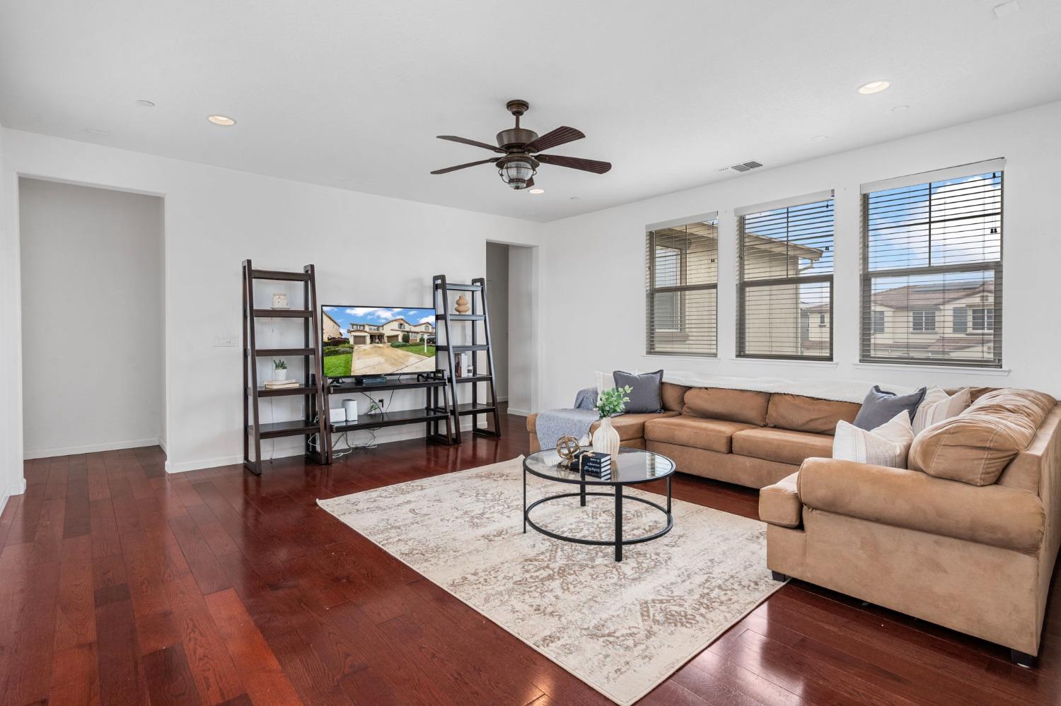 River Bend Drive, Lathrop, California image 35