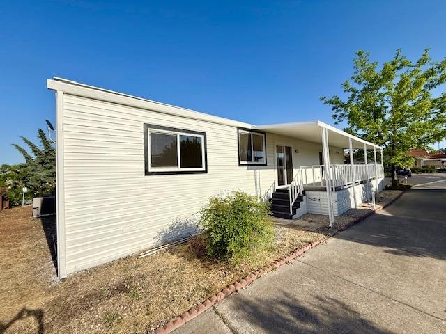 Detail Gallery Image 38 of 39 For 5917 Mallard Ln, Citrus Heights,  CA 95621 - 2 Beds | 2 Baths