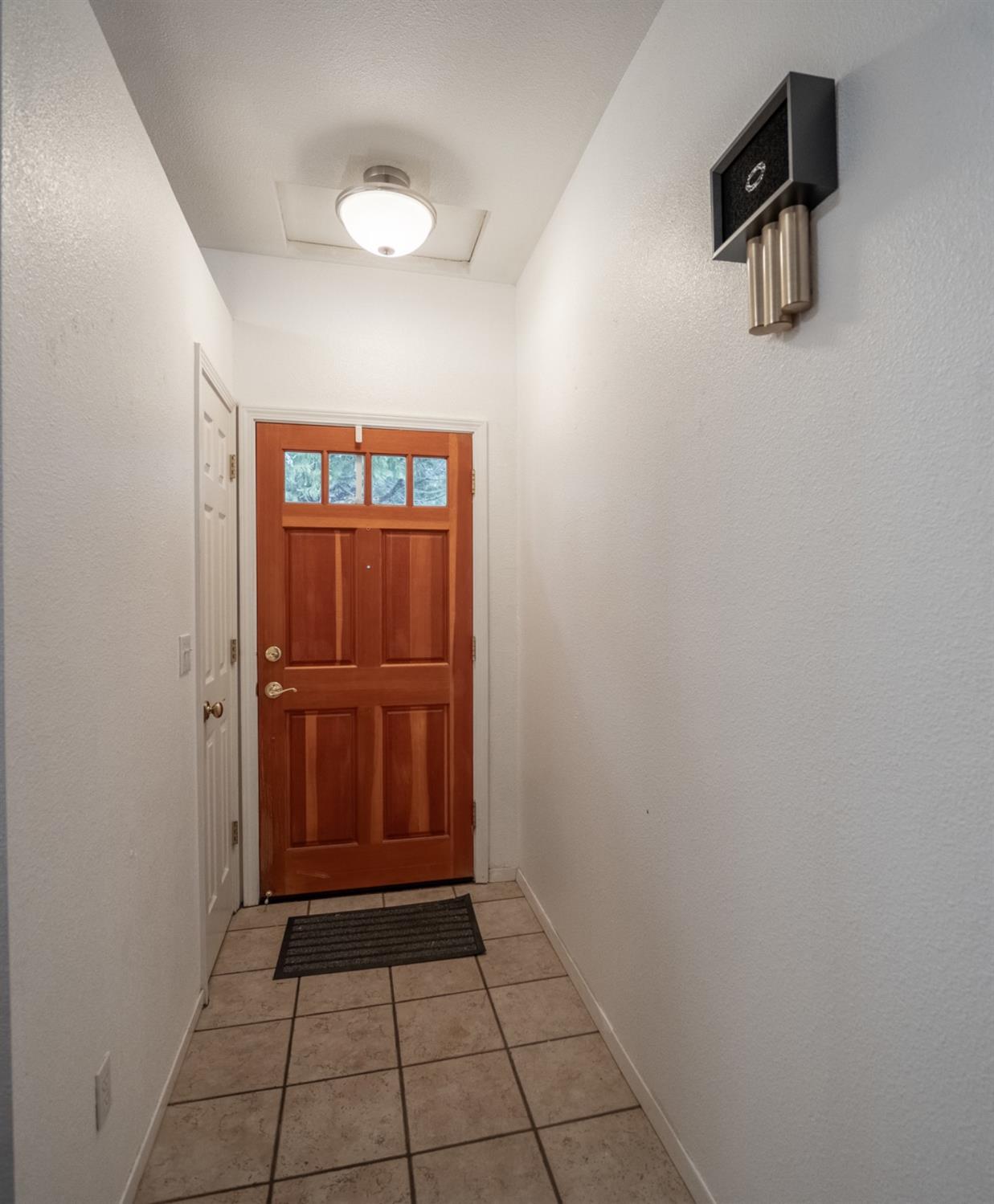 Detail Gallery Image 6 of 29 For 31 Splash Dam Loop, Arnold,  CA 95223 - 3 Beds | 2 Baths