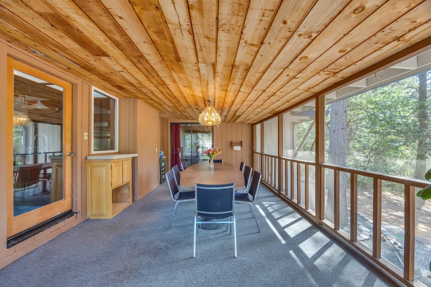 Detail Gallery Image 26 of 79 For 15135 Orchard Springs Rd, Grass Valley,  CA 95945 - 4 Beds | 4/1 Baths