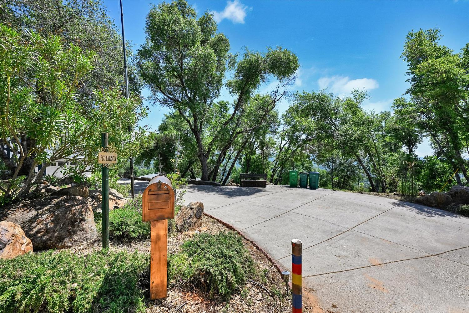 Patricia Way, Grass Valley, California image 2