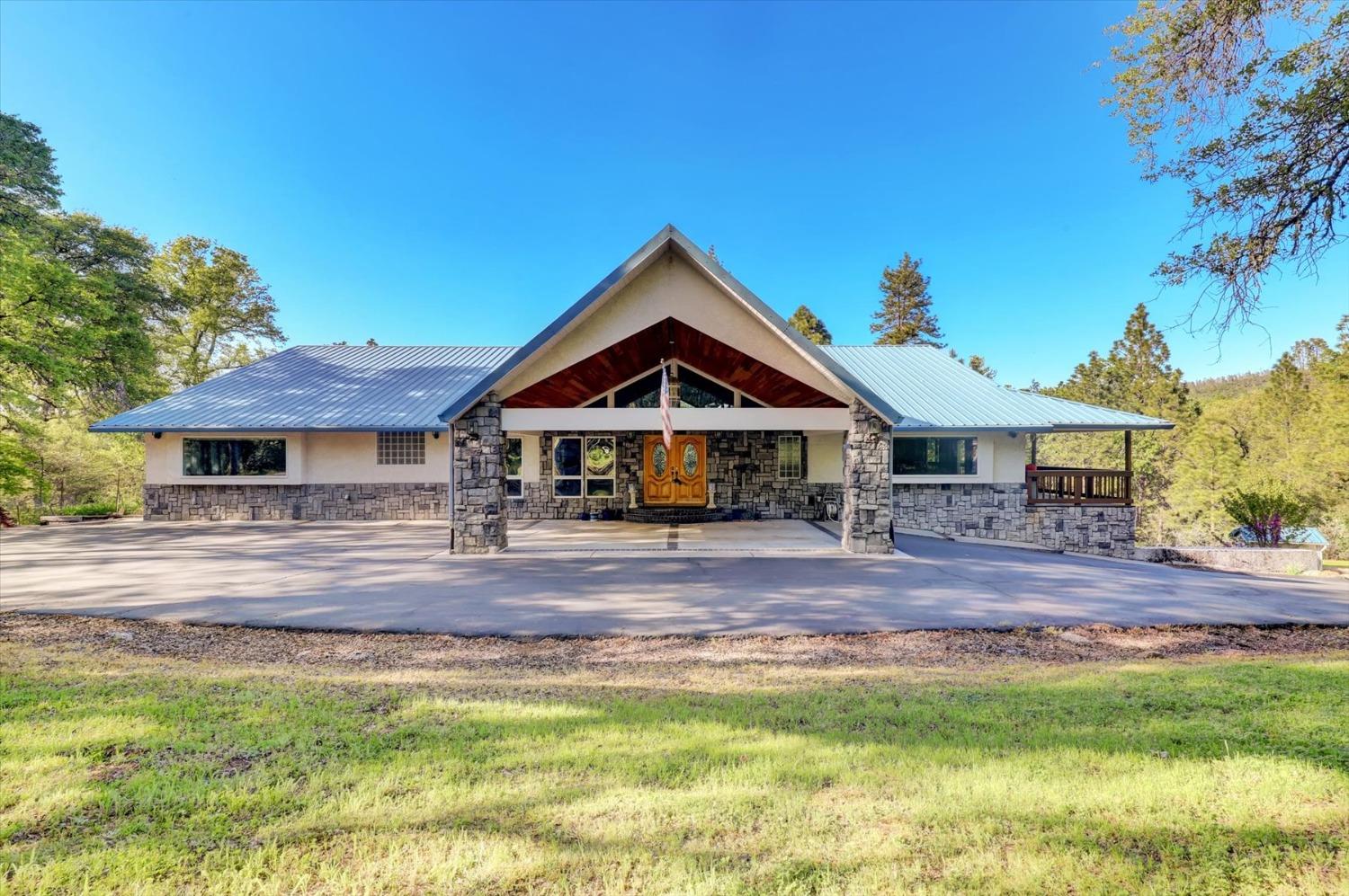 Detail Gallery Image 1 of 99 For 14508 Arrow Rd, Penn Valley,  CA 95946 - 3 Beds | 3/1 Baths