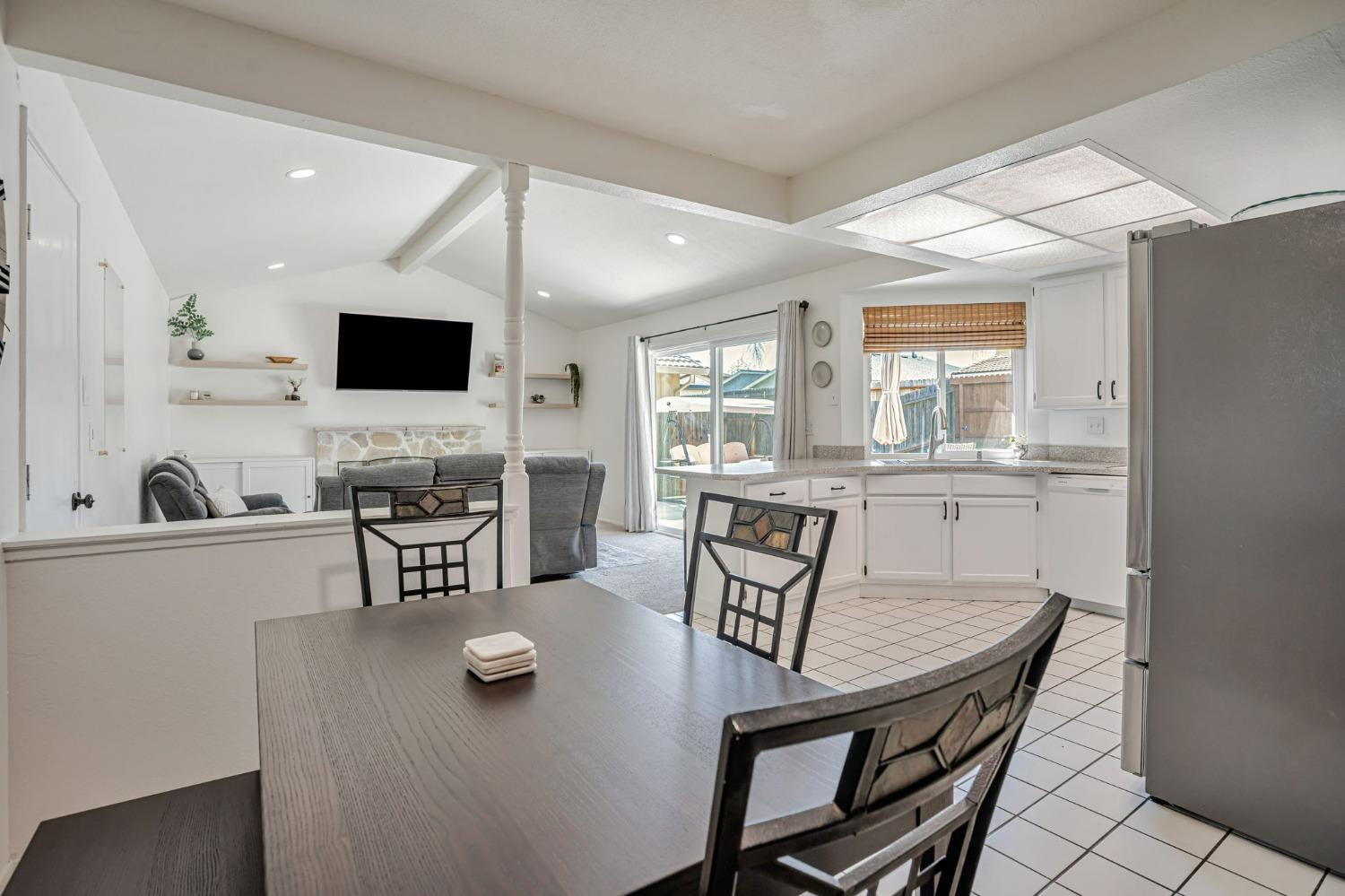 Regatta Drive, Sacramento, California image 16