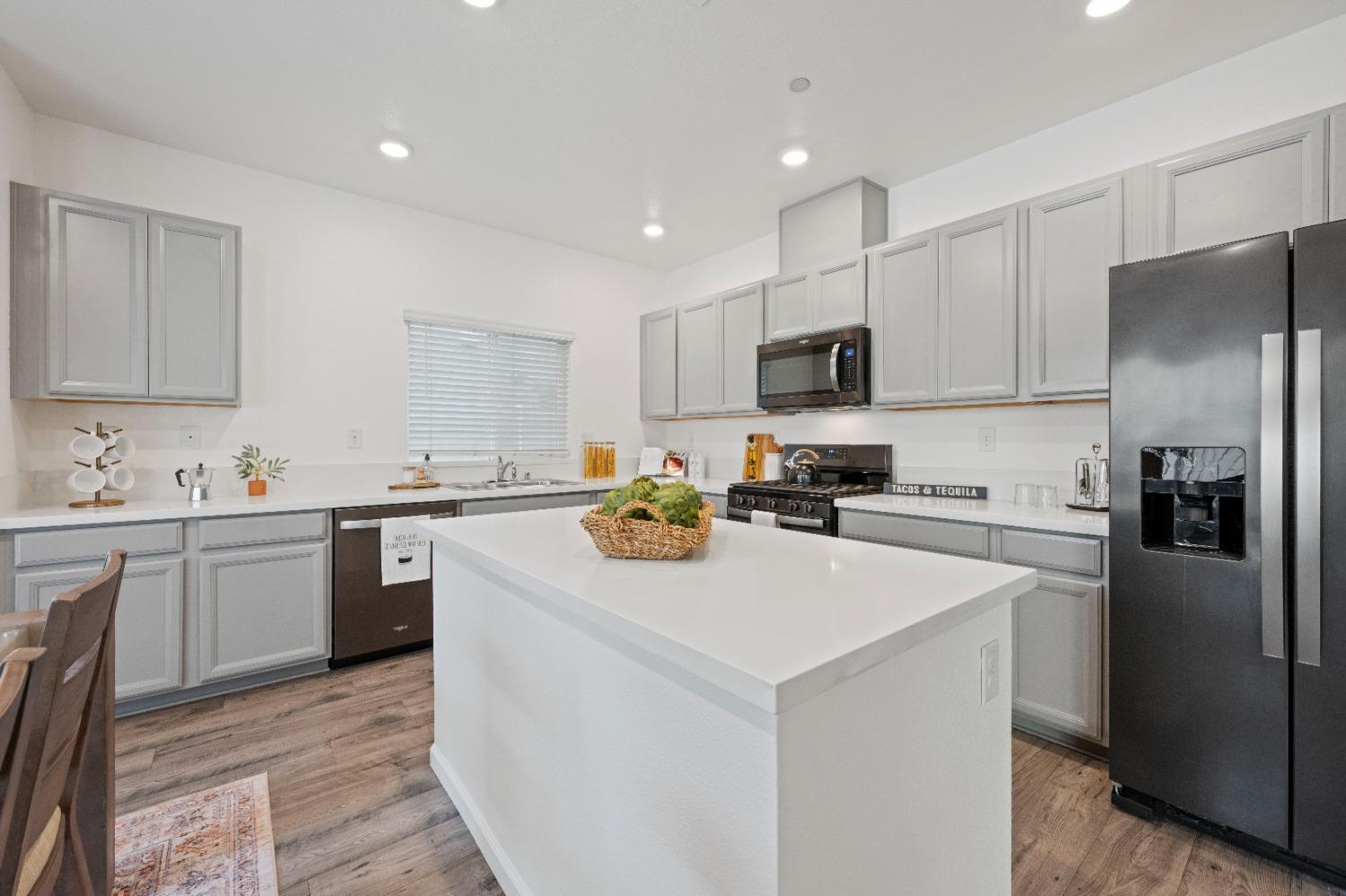 Socrates Way, Rancho Cordova, California image 14