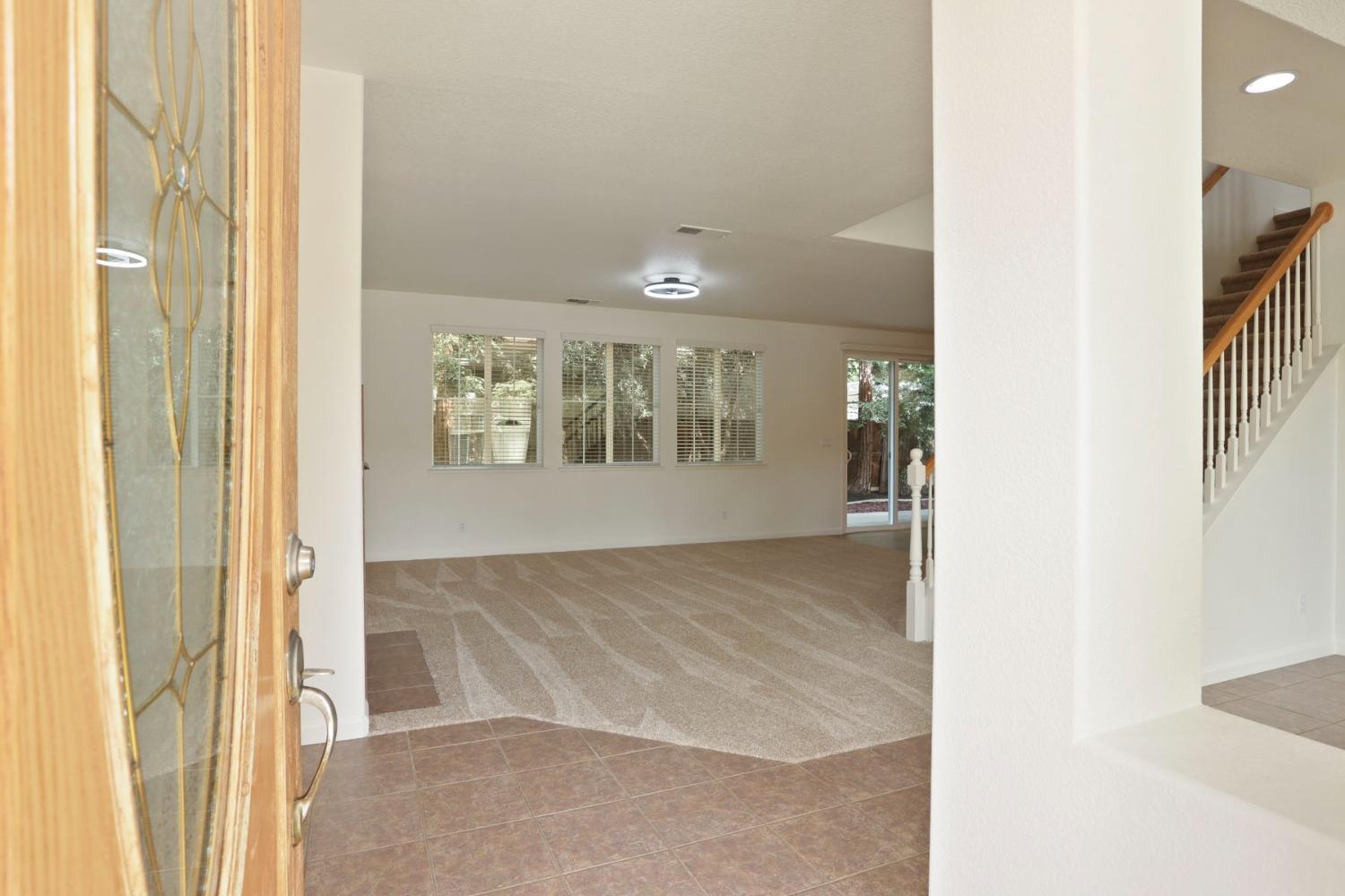 Detail Gallery Image 6 of 53 For 9363 Vintner Cir, Patterson,  CA 95363 - 4 Beds | 3 Baths