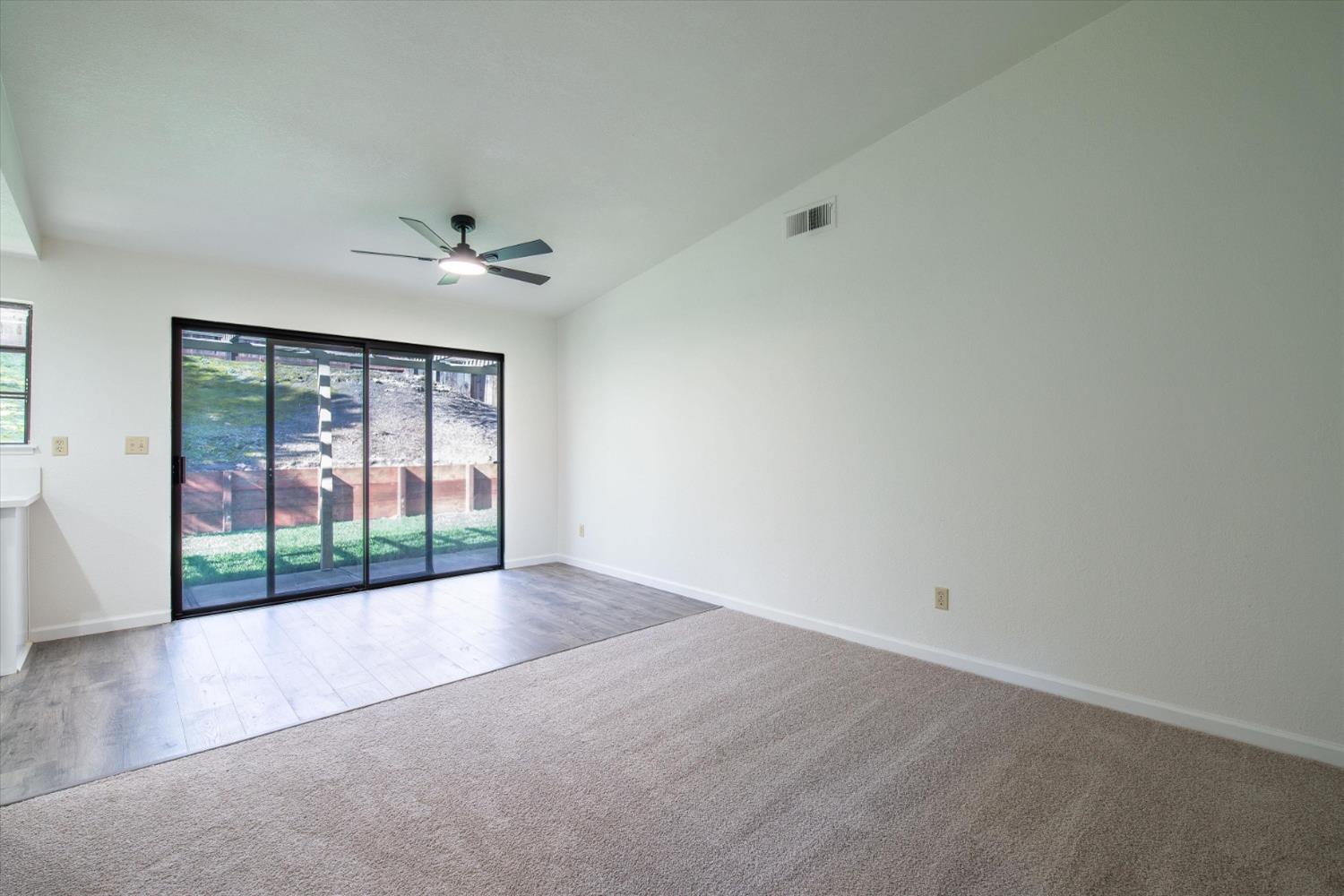 Detail Gallery Image 24 of 45 For 4046 S Royal Links Cir, Antioch,  CA 94509 - 4 Beds | 2 Baths