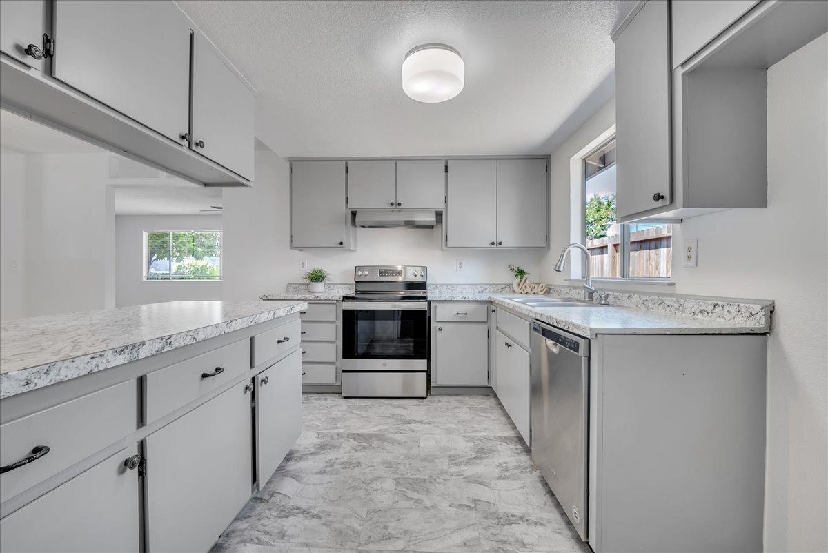 Westwood Drive, Rocklin, California image 7