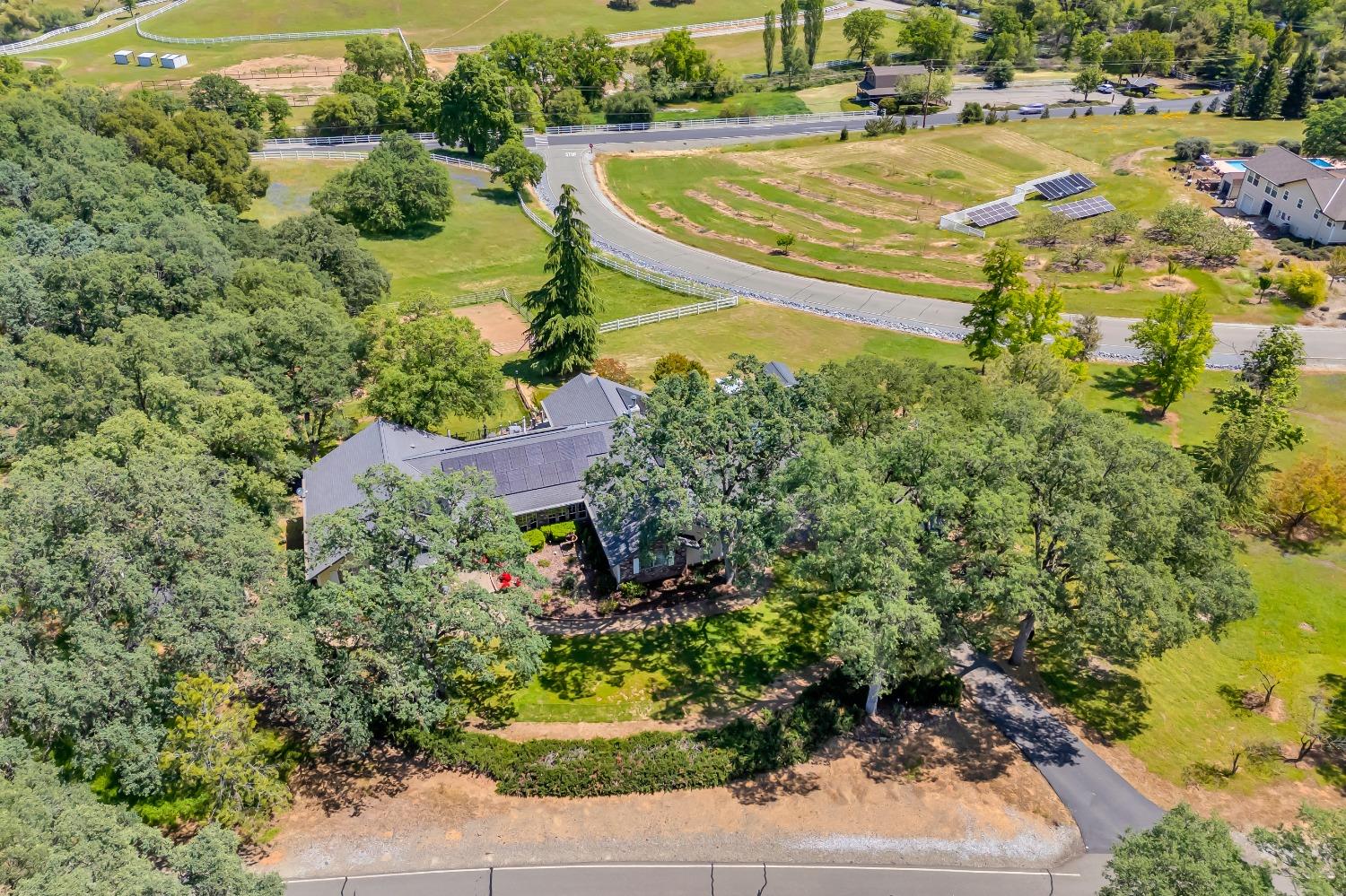 Detail Gallery Image 55 of 64 For 6281 Bluestone Ln, Placerville,  CA 95667 - 3 Beds | 2/1 Baths