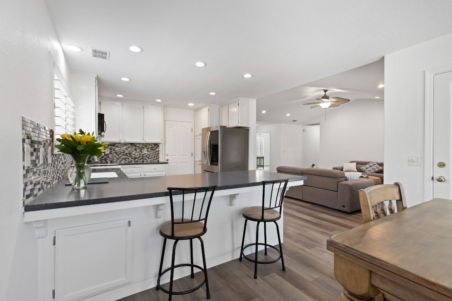 Eastburg Court, Ripon, California image 8