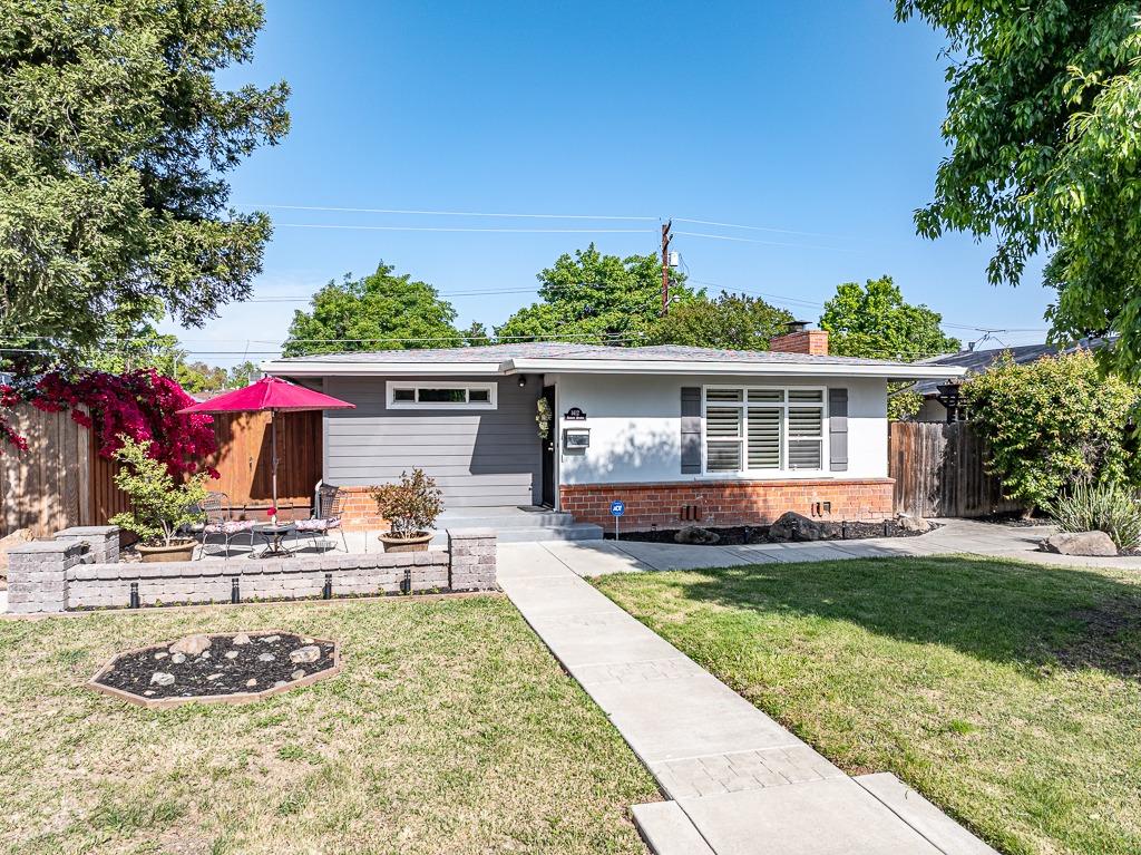 Albany Avenue, Modesto, California image 1