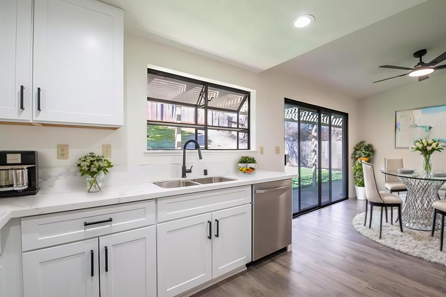 Detail Gallery Image 7 of 45 For 4046 S Royal Links Cir, Antioch,  CA 94509 - 4 Beds | 2 Baths