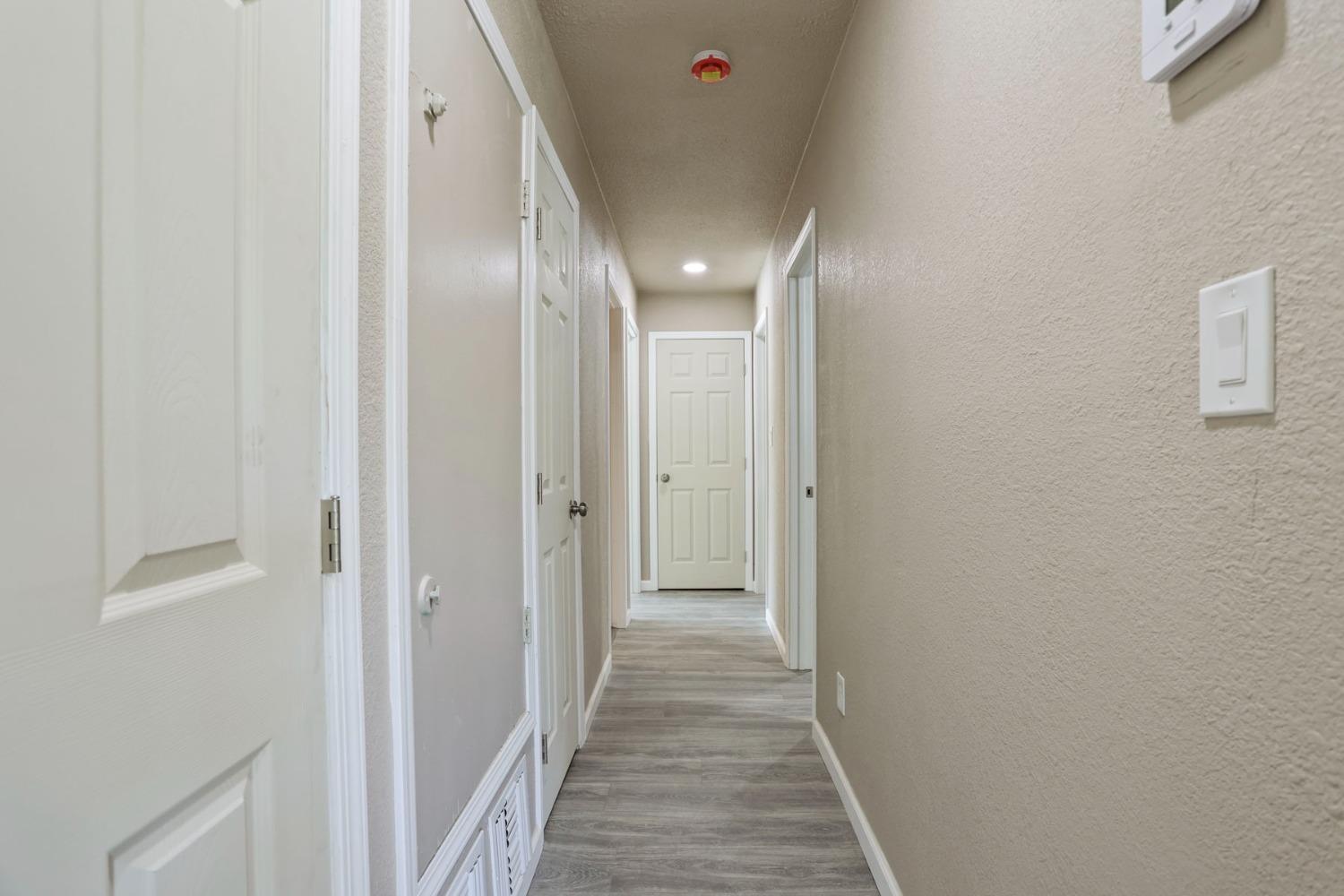Detail Gallery Image 17 of 27 For 2717 Indiana St, Stockton,  CA 95206 - 4 Beds | 2 Baths