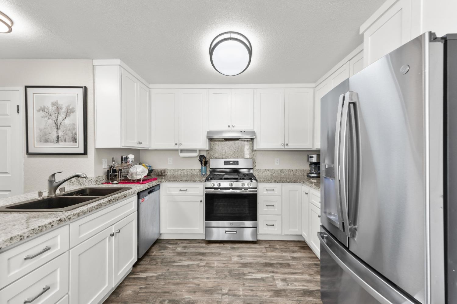 Photo #10: 225054541 Listing: Photo #10