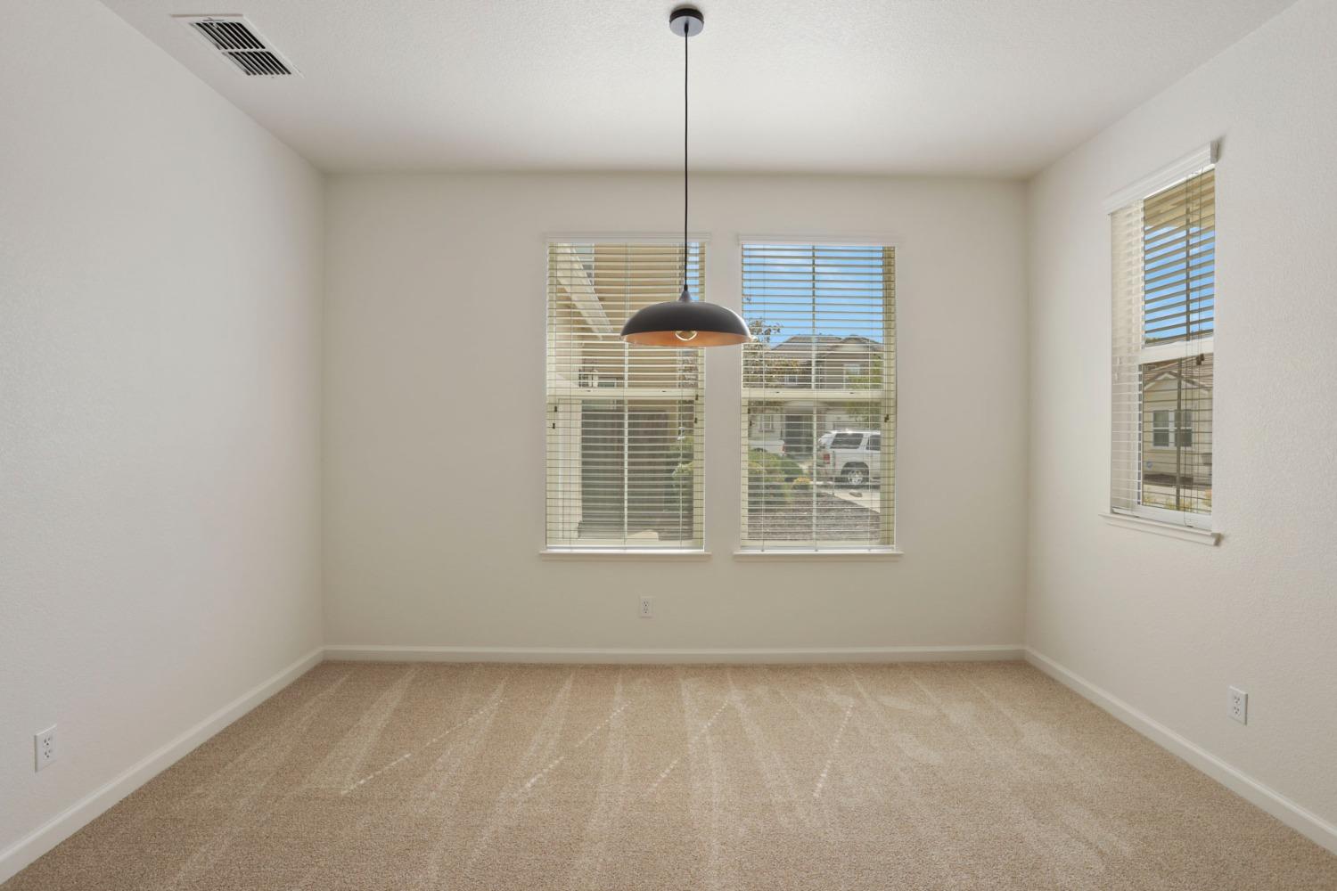 Detail Gallery Image 8 of 53 For 9363 Vintner Cir, Patterson,  CA 95363 - 4 Beds | 3 Baths
