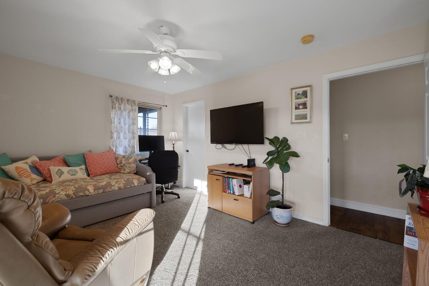 Detail Gallery Image 30 of 99 For 6441 Sky Hawk Rd, Pilot Hill,  CA 95664 - 7 Beds | 5/1 Baths