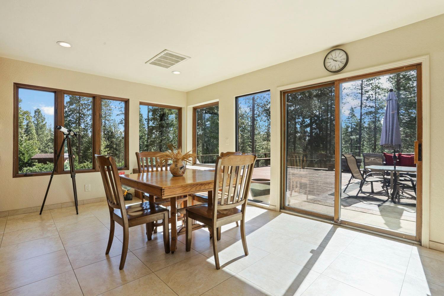 Detail Gallery Image 34 of 92 For 10415 Mcmahon Rd #10415,  Coulterville,  CA 95311 - 3 Beds | 4/1 Baths