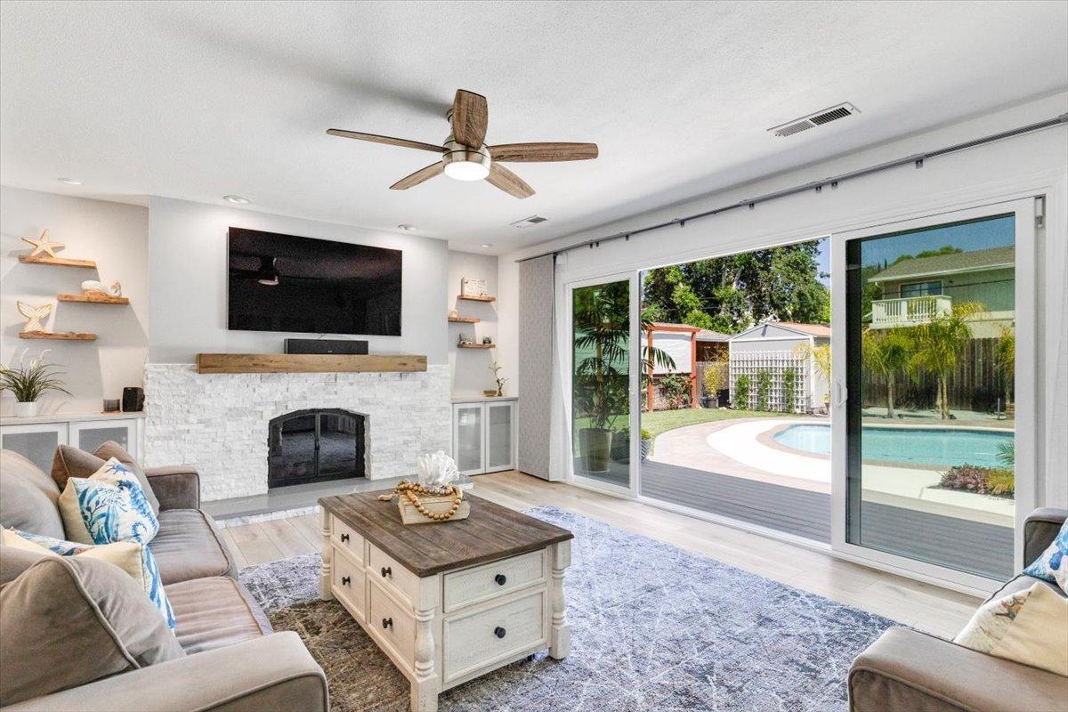 Midiron Drive, Fair Oaks, California image 11