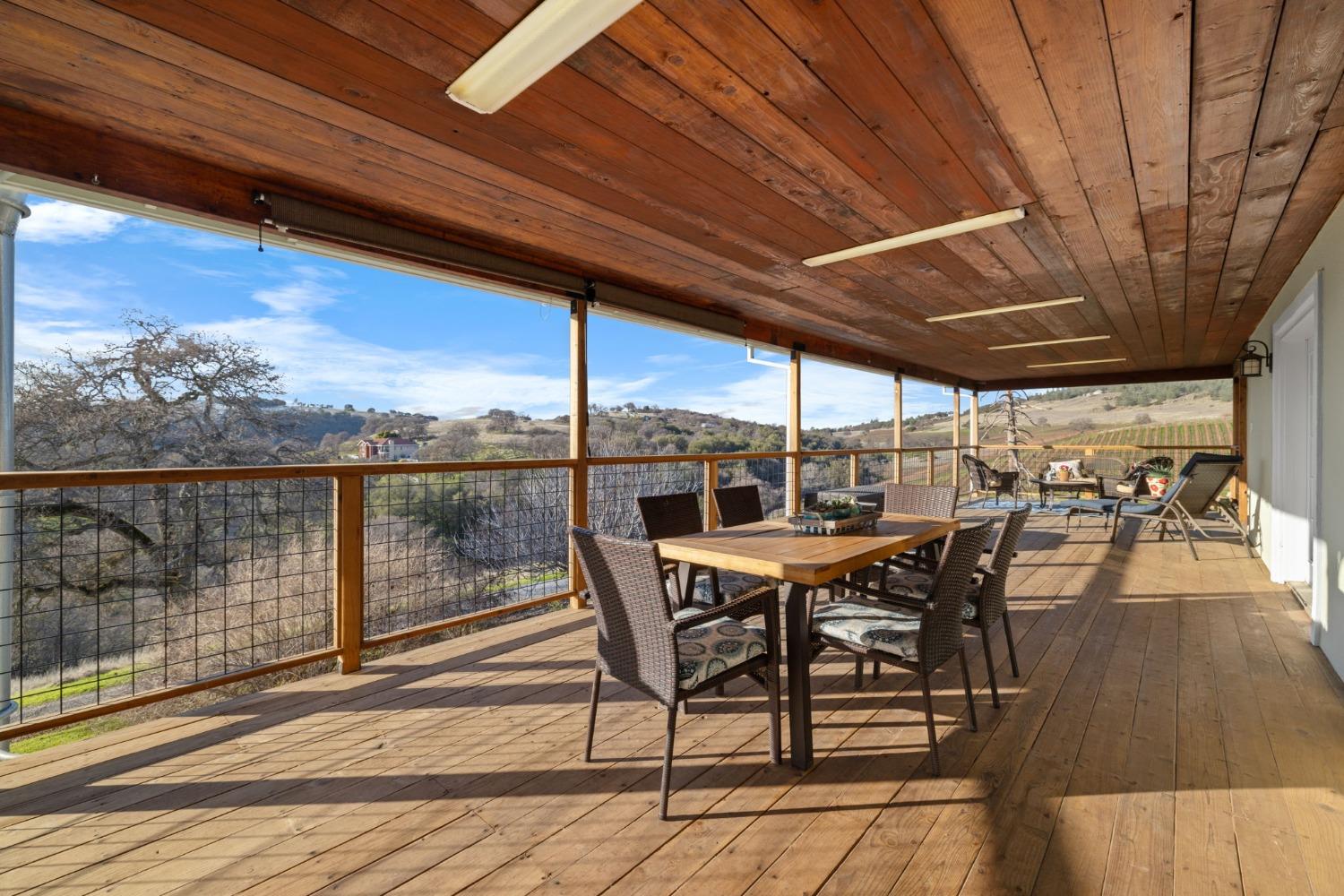 Detail Gallery Image 25 of 99 For 6441 Sky Hawk Rd, Pilot Hill,  CA 95664 - 7 Beds | 5/1 Baths