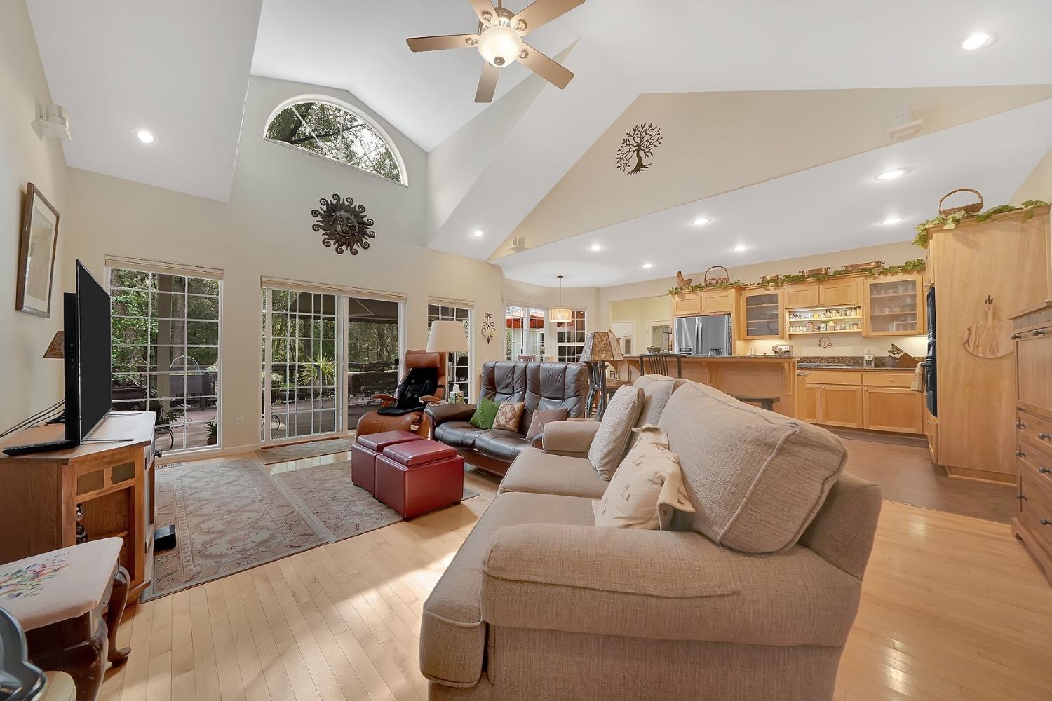 Detail Gallery Image 23 of 88 For 18860 Sylvia Dr, Pine Grove,  CA 95665 - 3 Beds | 2/1 Baths