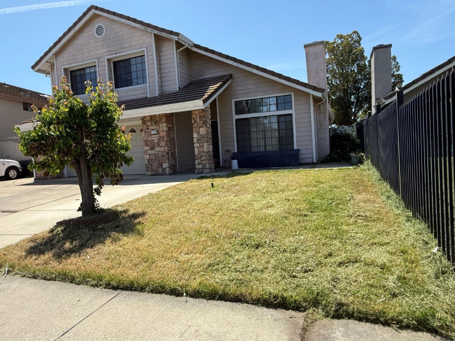 Saint Croix Court, Stockton, California image 2