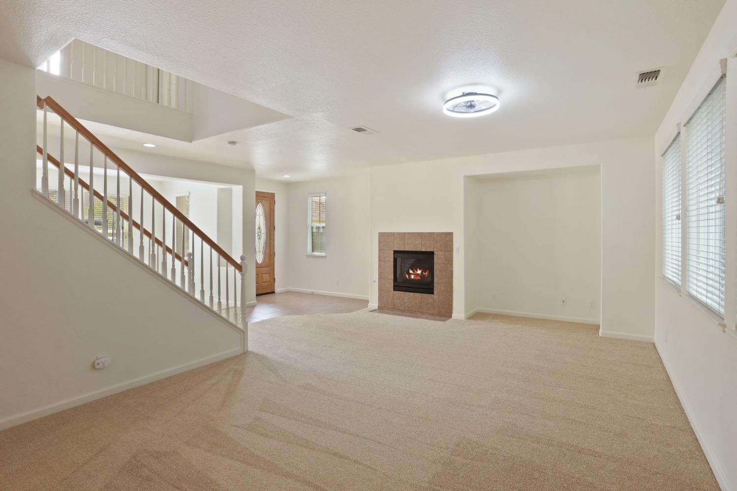 Detail Gallery Image 16 of 53 For 9363 Vintner Cir, Patterson,  CA 95363 - 4 Beds | 3 Baths