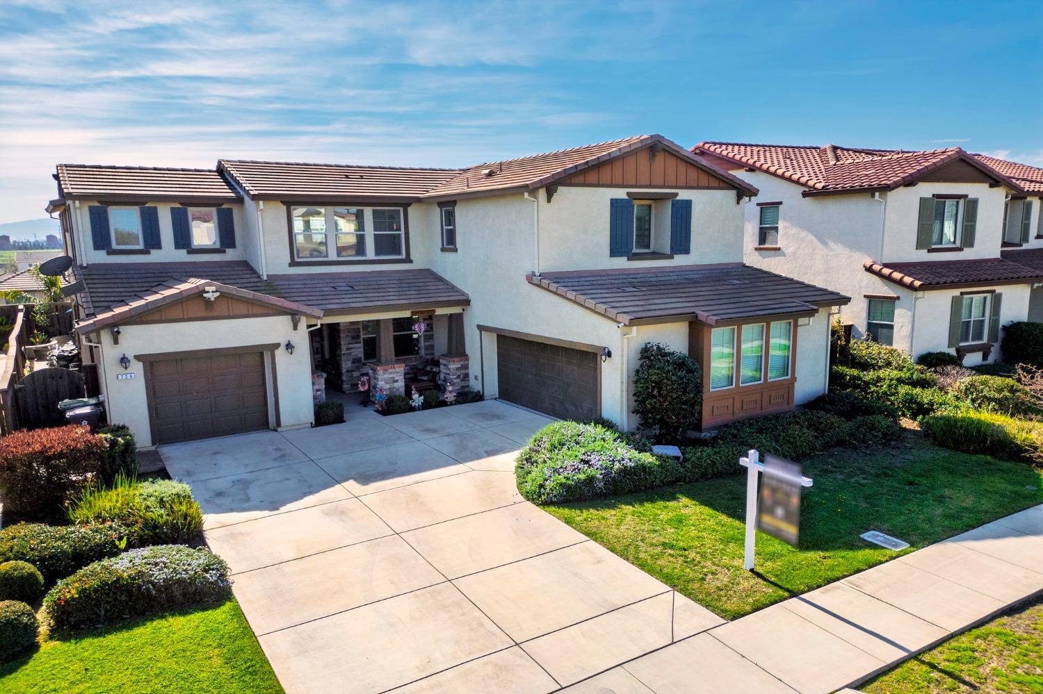 Detail Gallery Image 55 of 64 For 736 River Bend Drive, Lathrop,  CA 95330 - 4 Beds | 4/1 Baths