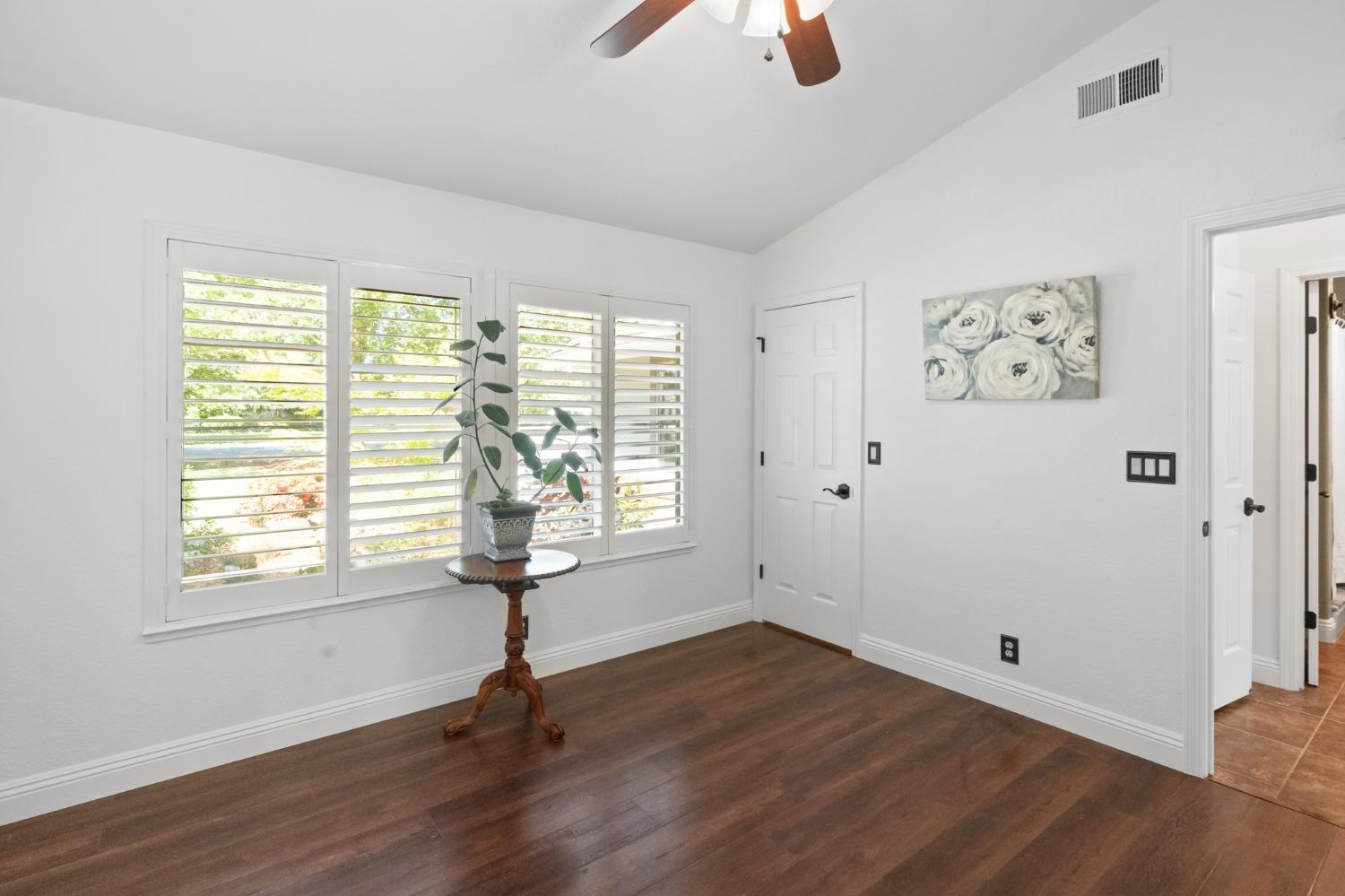 Polo Crosse Avenue, Sacramento, California image 21