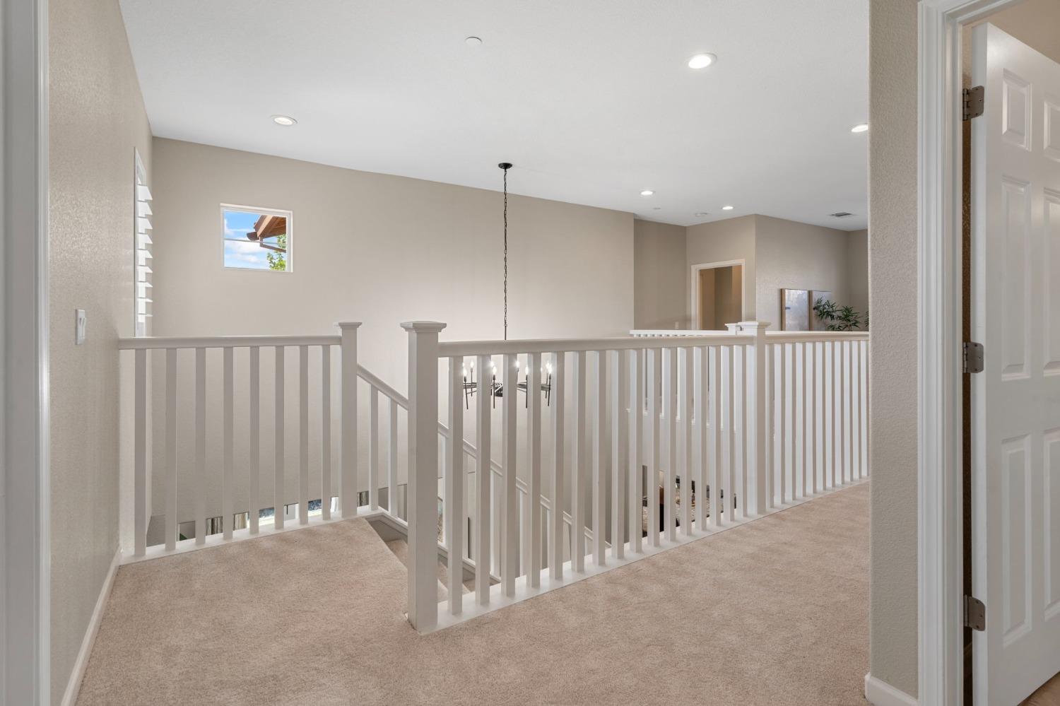 Detail Gallery Image 34 of 70 For 1071 S Jacobs Dr, Mountain House,  CA 95391 - 6 Beds | 3/1 Baths