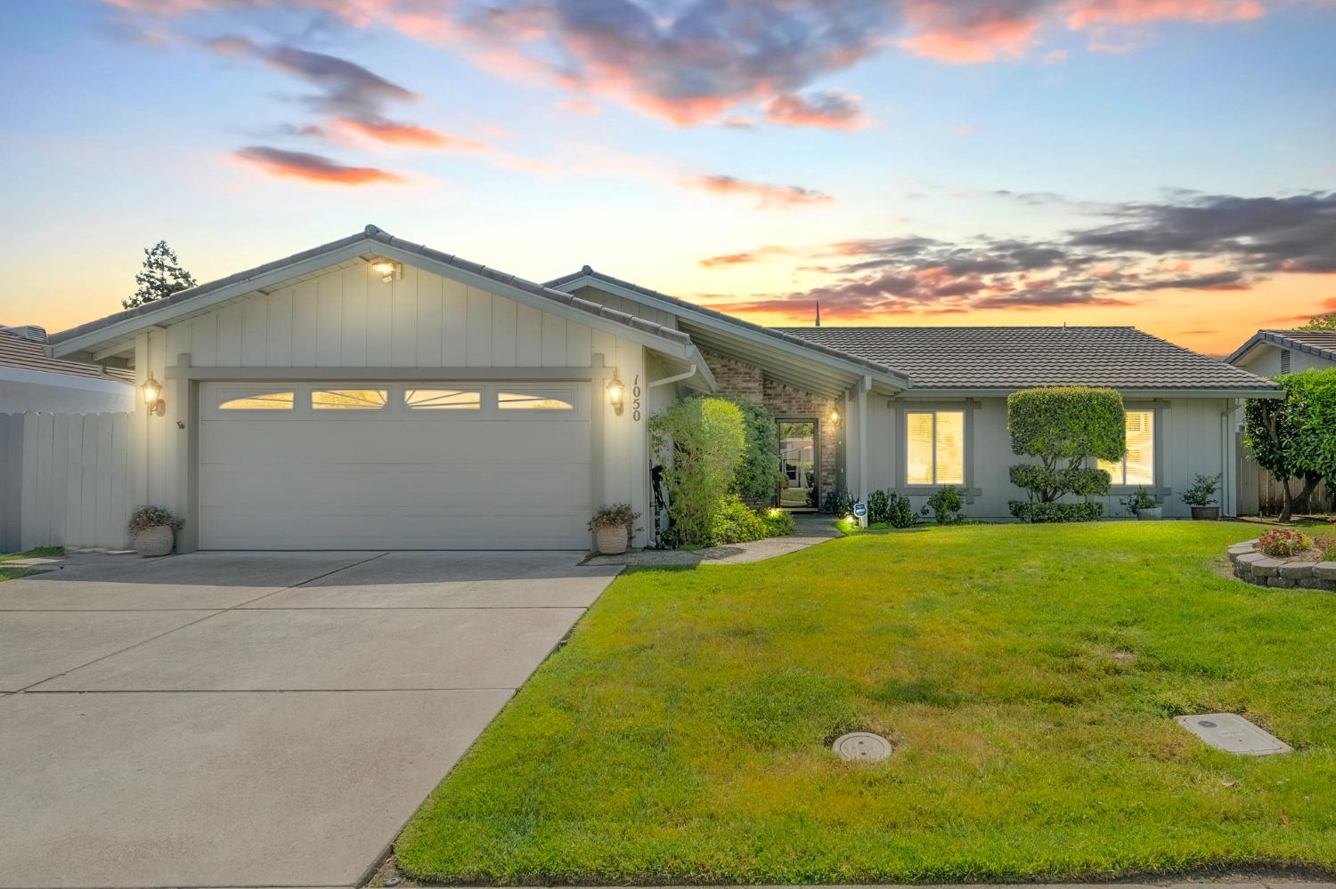 Goldenoak Way, Stockton, California image 1